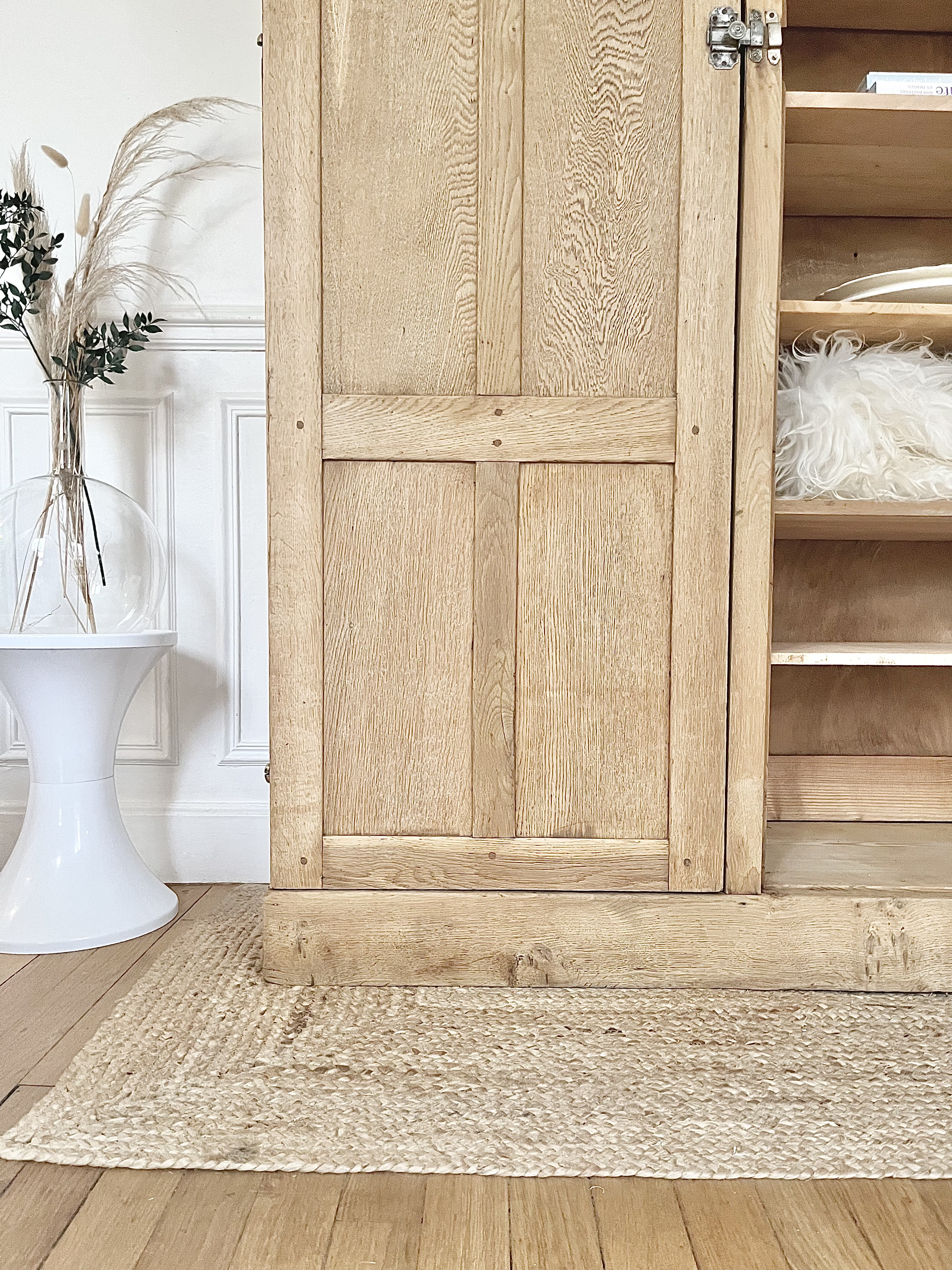 Armoire parisienne de métier début XXème