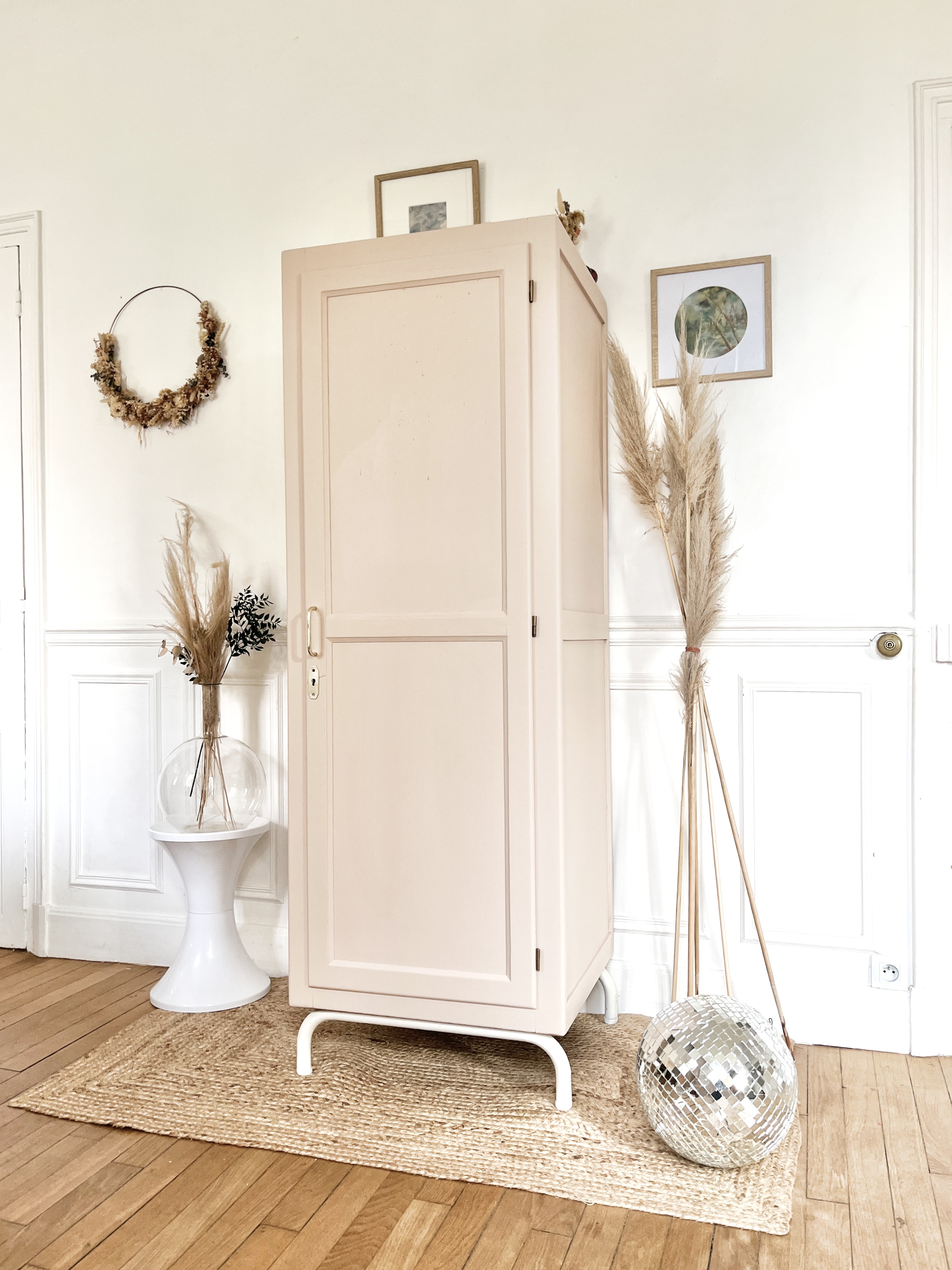 Armoire d'internat en chêne nude 