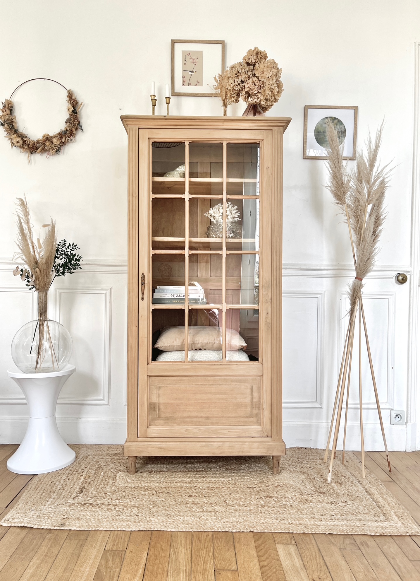 Vitrine parisienne ancienne