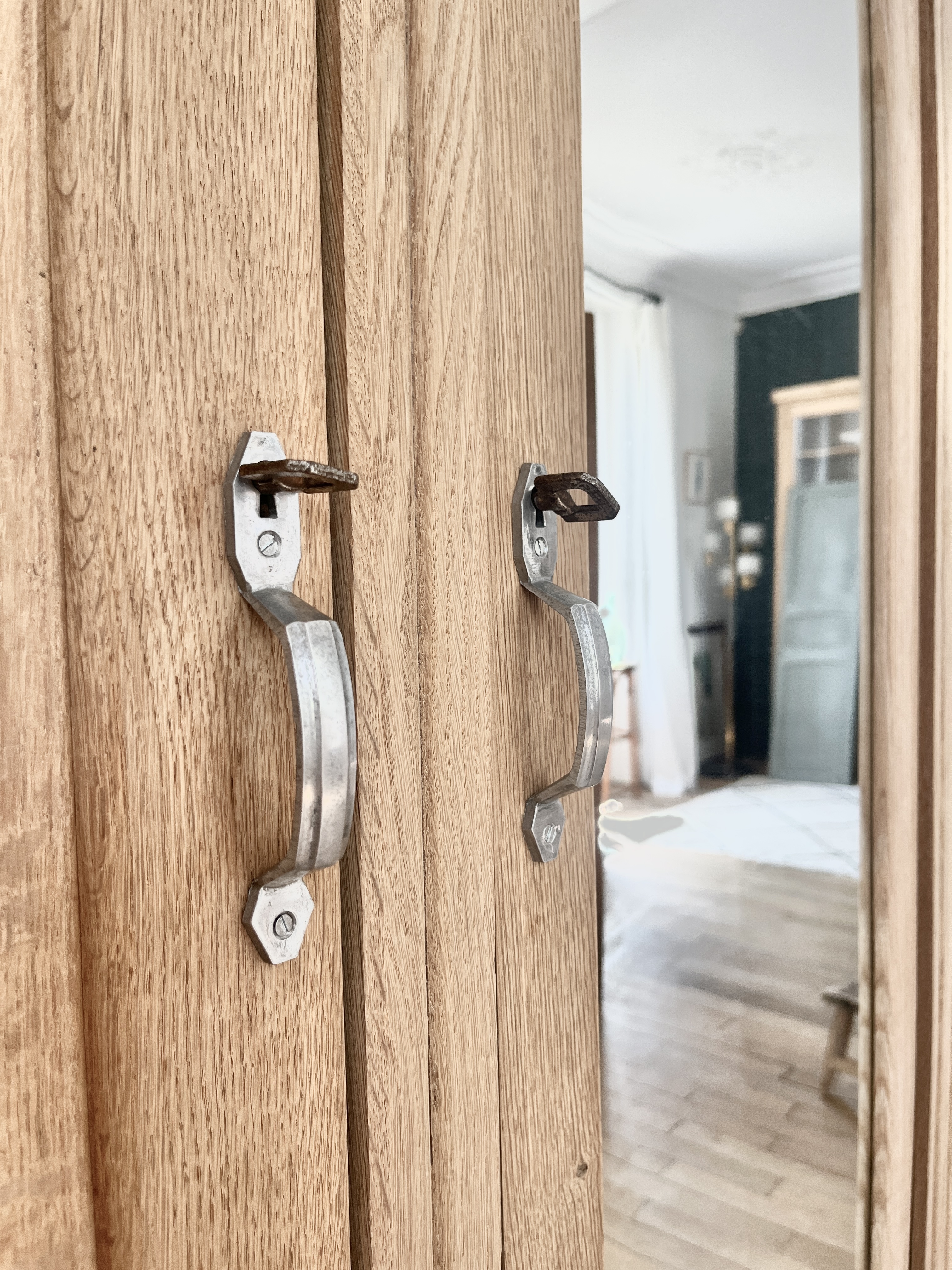 Armoire parisienne art déco 