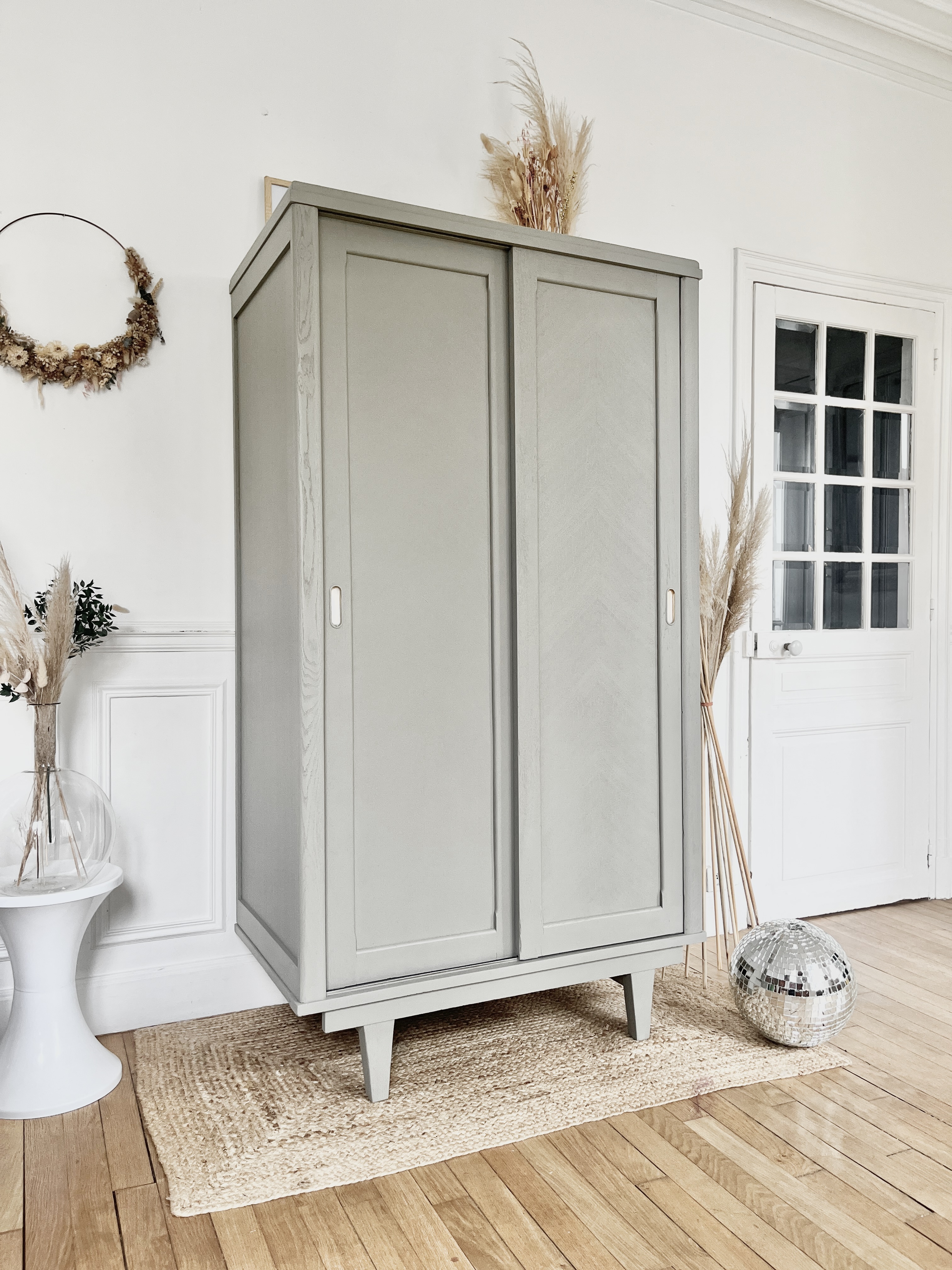 Armoire parisienne portes coulissantes 