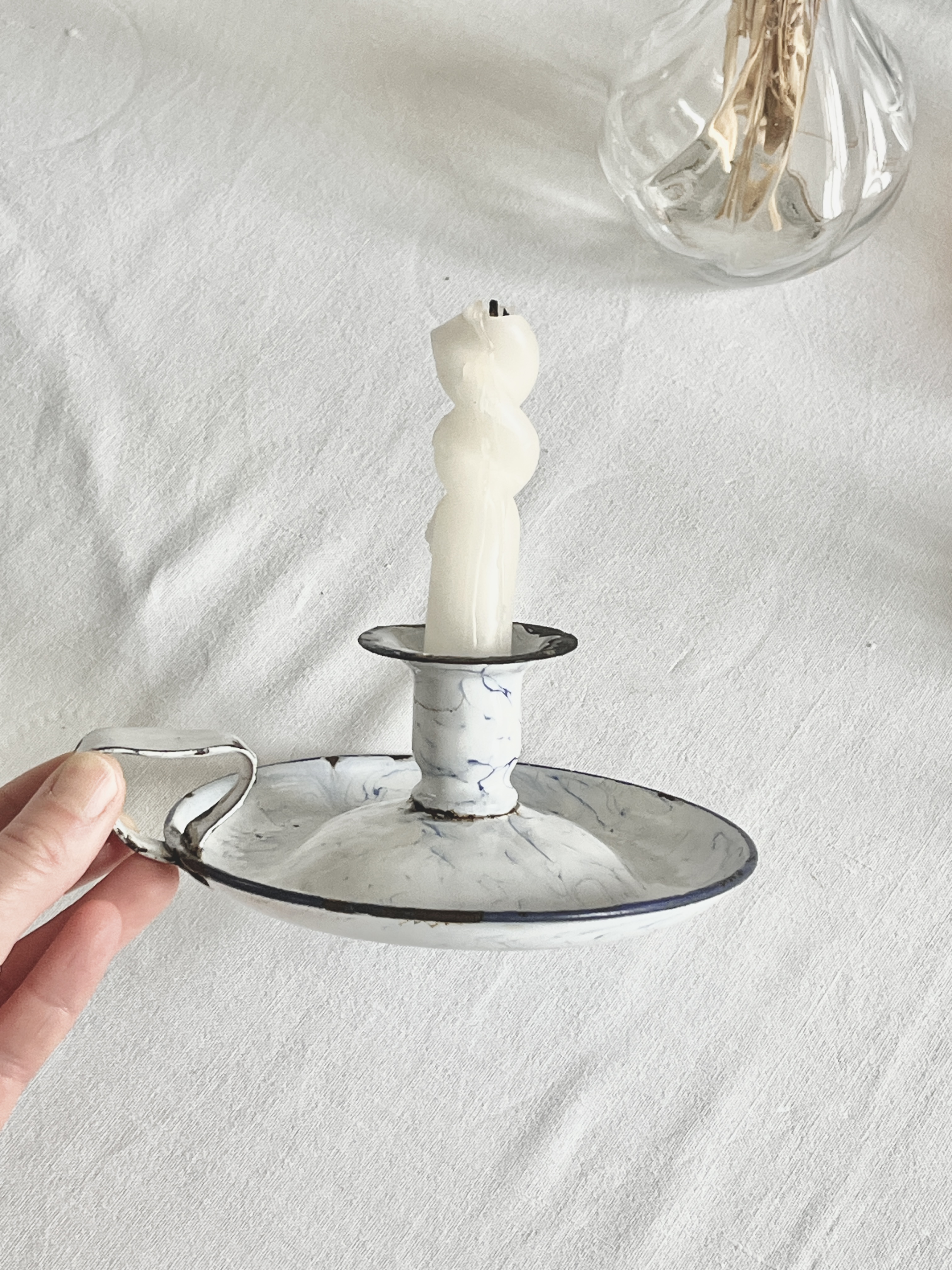 Bougeoir en métal émaillé