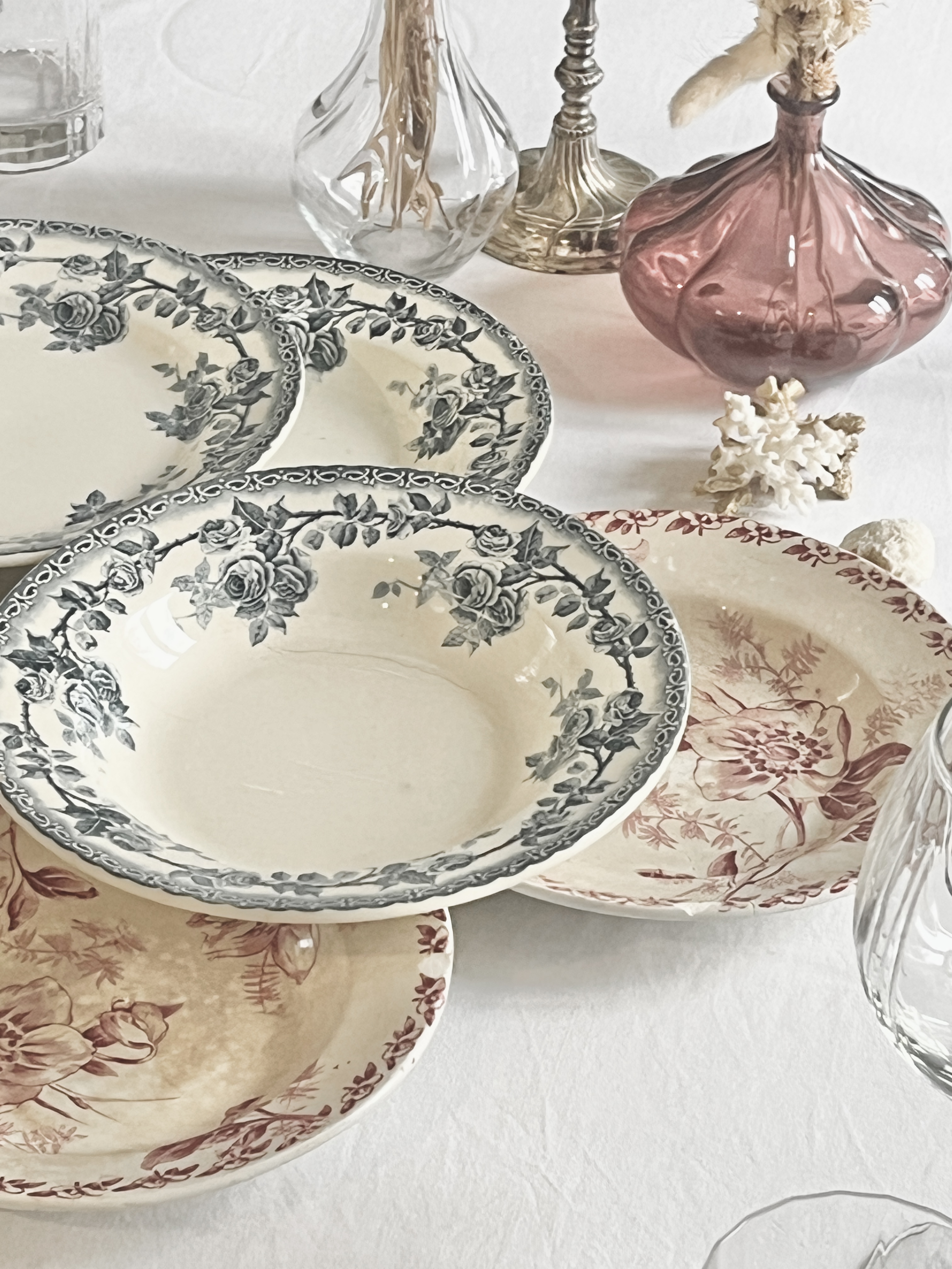 Assiettes creuses vintage en faïence