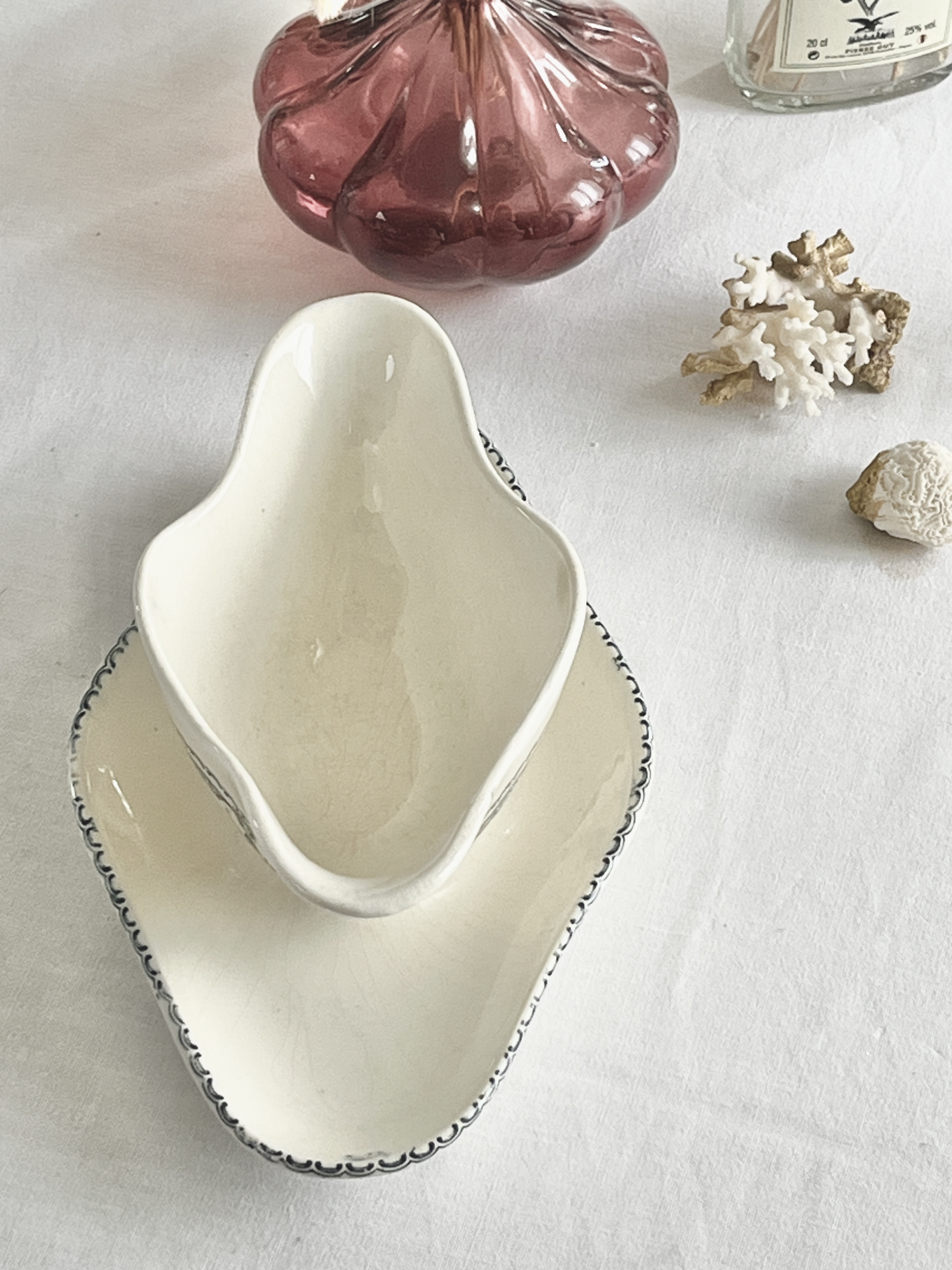 Saucière en Terre de fer ancienne