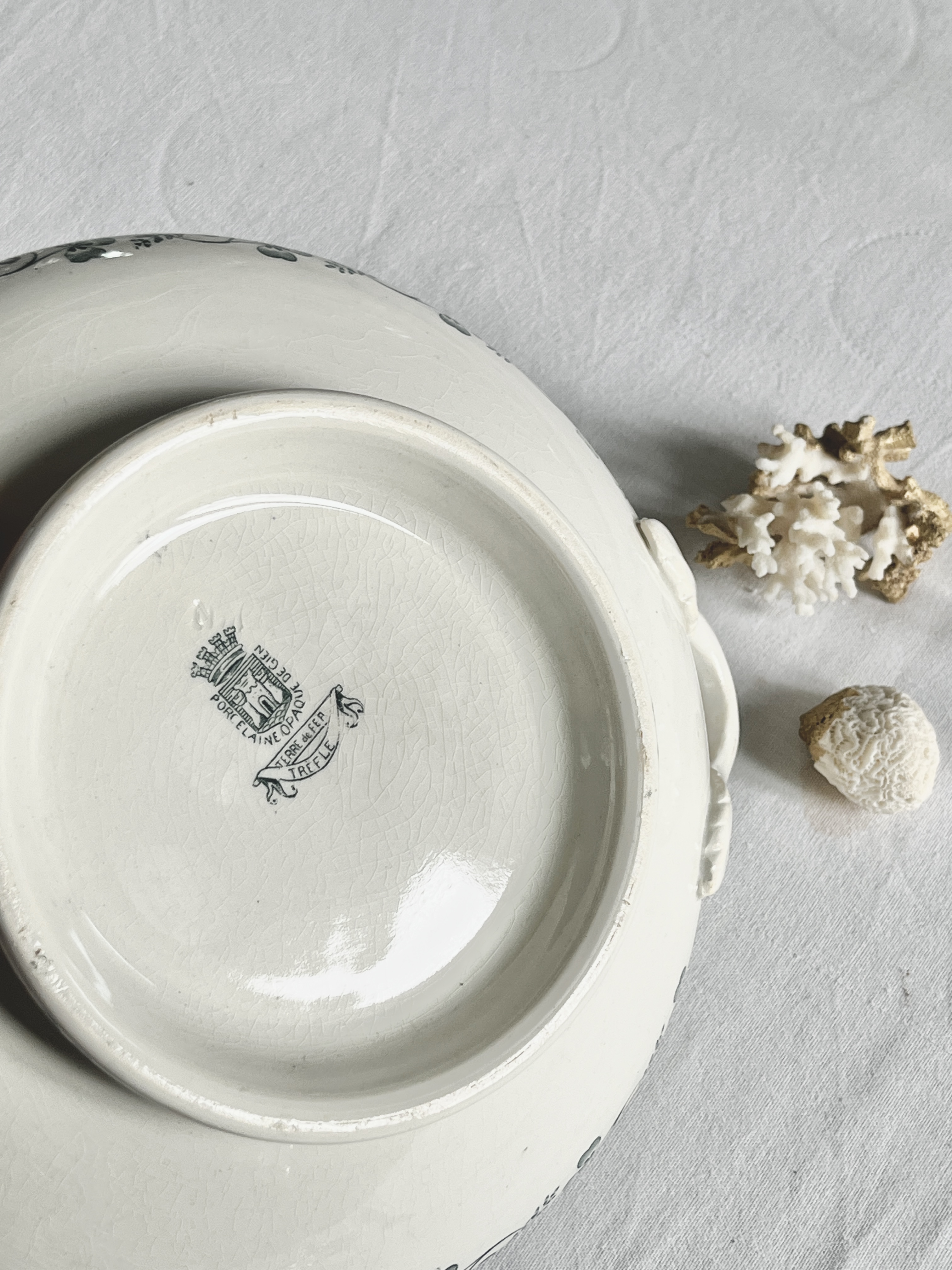 Soupière en Terre de fer Vintage