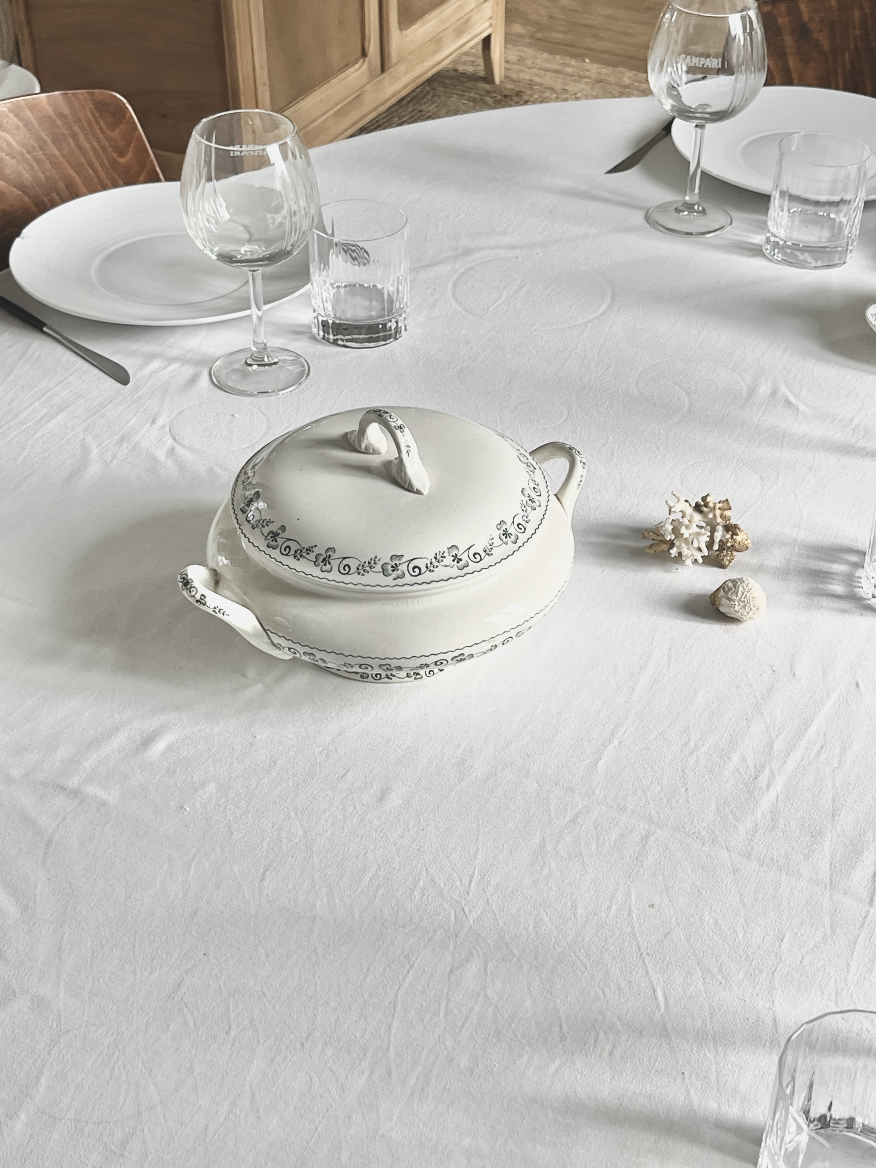 Soupière en Terre de fer Vintage