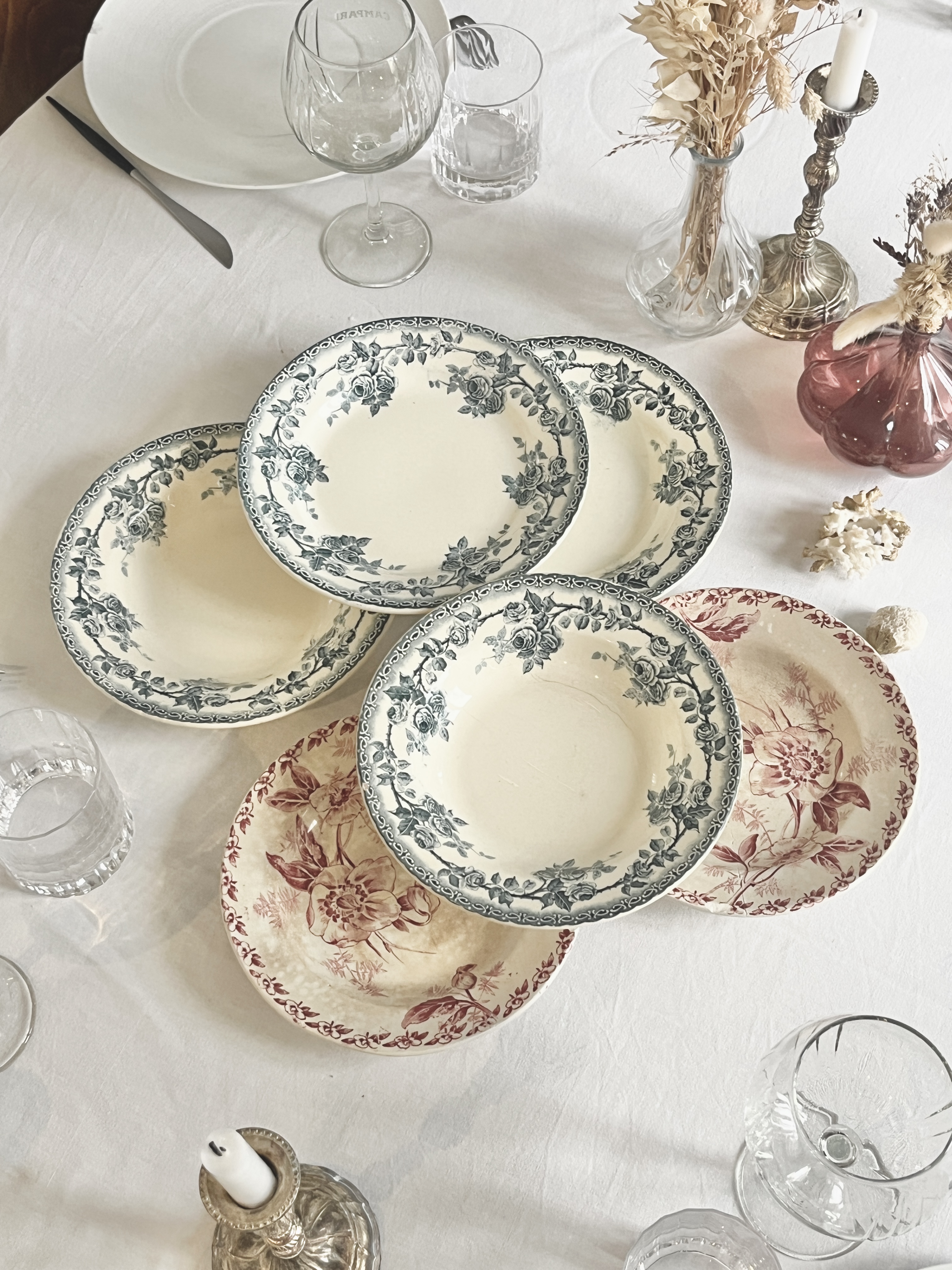 Assiettes creuses vintage en faïence