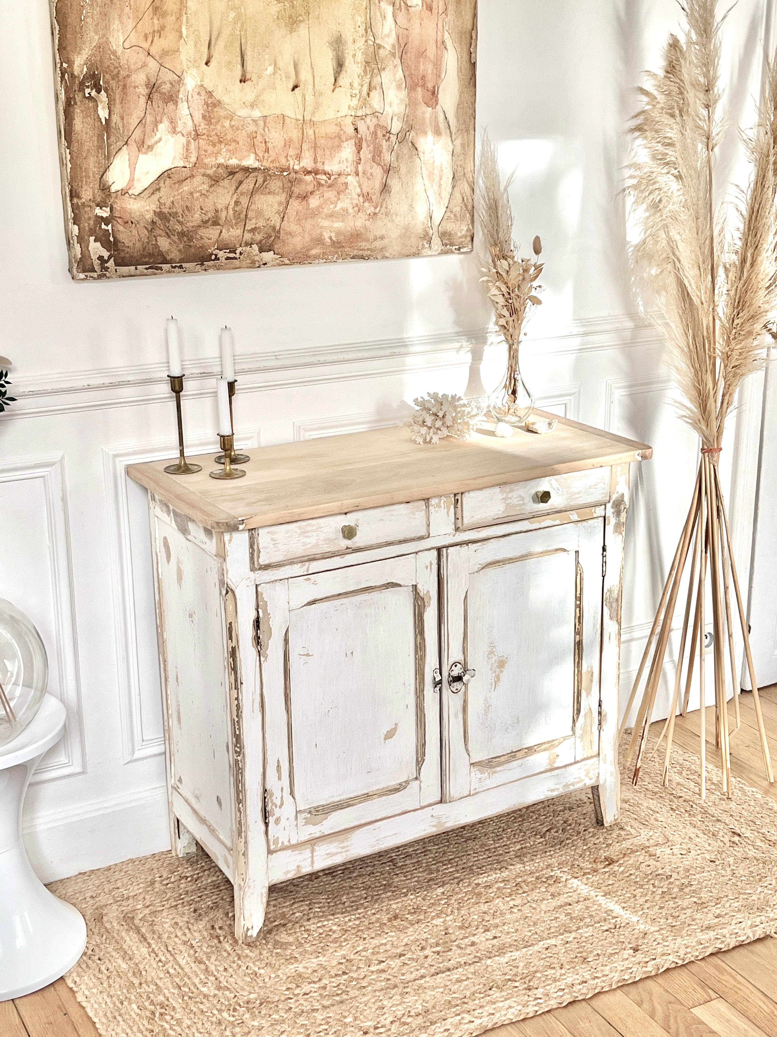 Buffet parisien patine nude et crème 