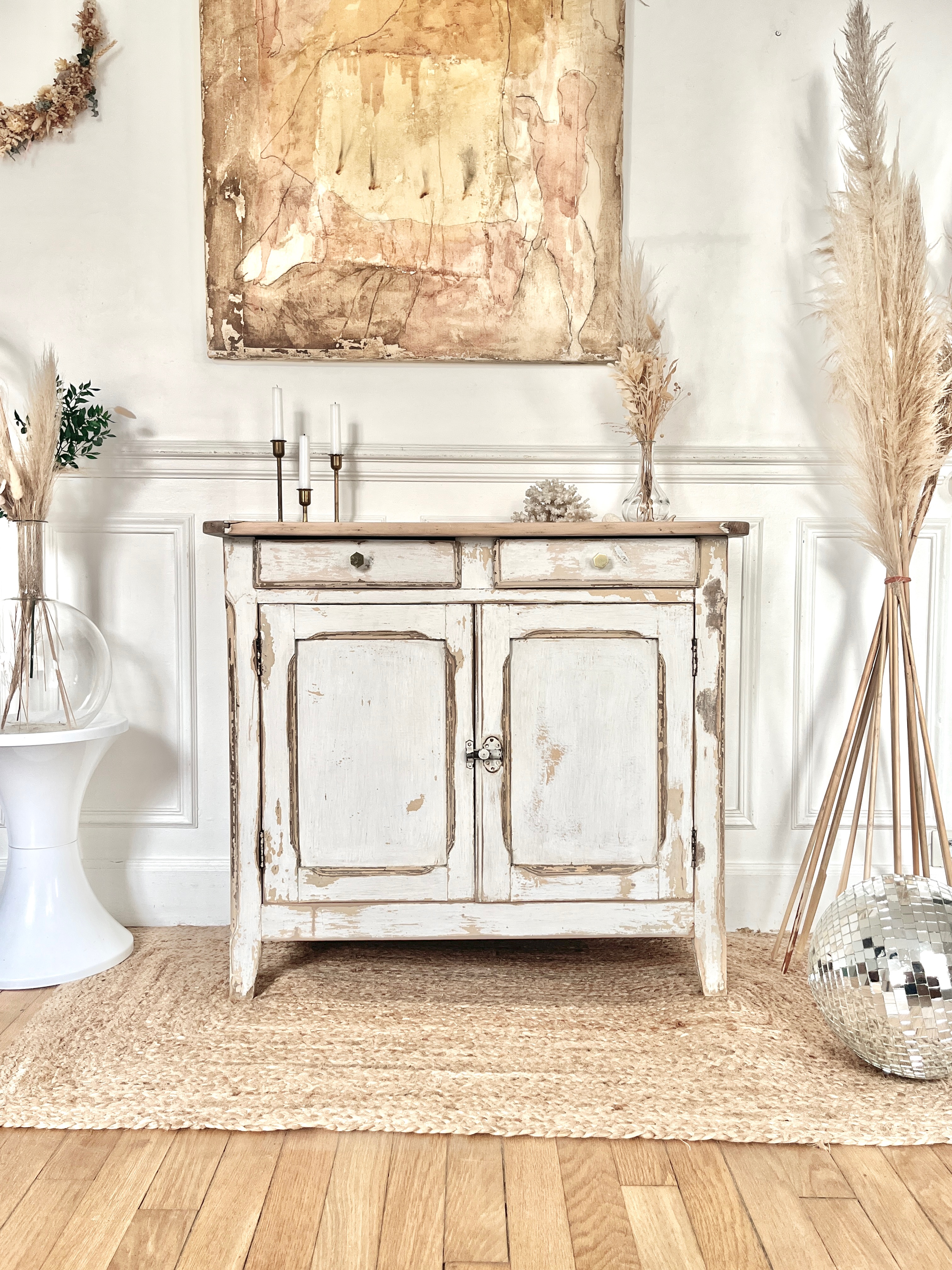 Buffet parisien patine nude et crème 