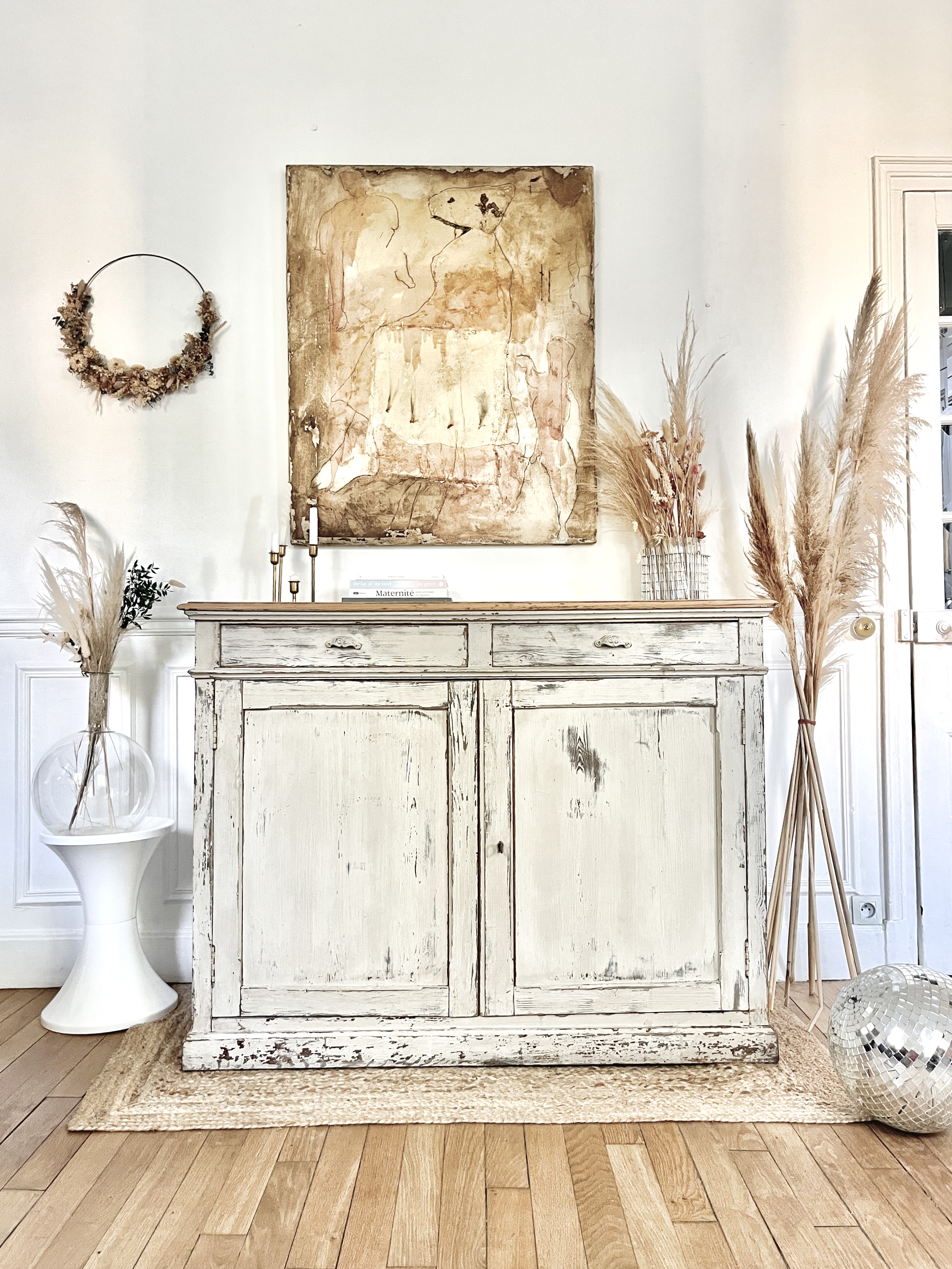 Buffet ancien patiné