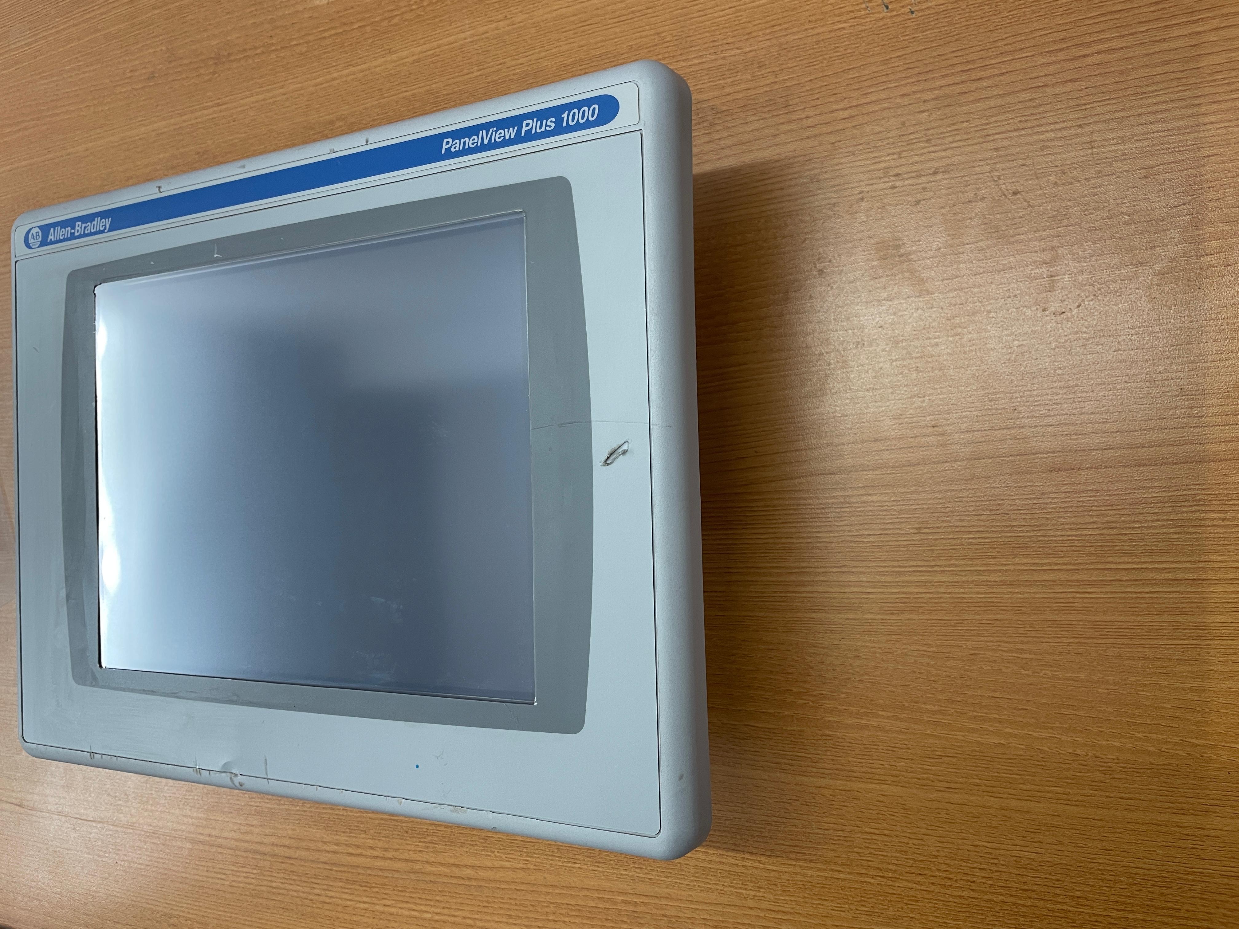  Allen-Bradley PANELVIEW PLUS 1000 2711PC-T10C4D1