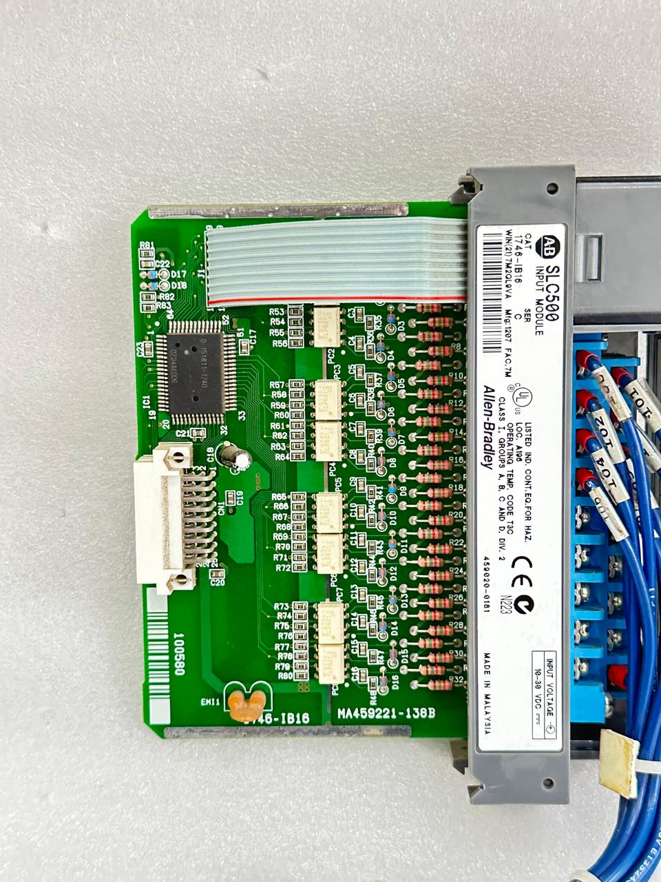 Allen-Bradley  SLC 500 1746-IB16 is a DC digital input module