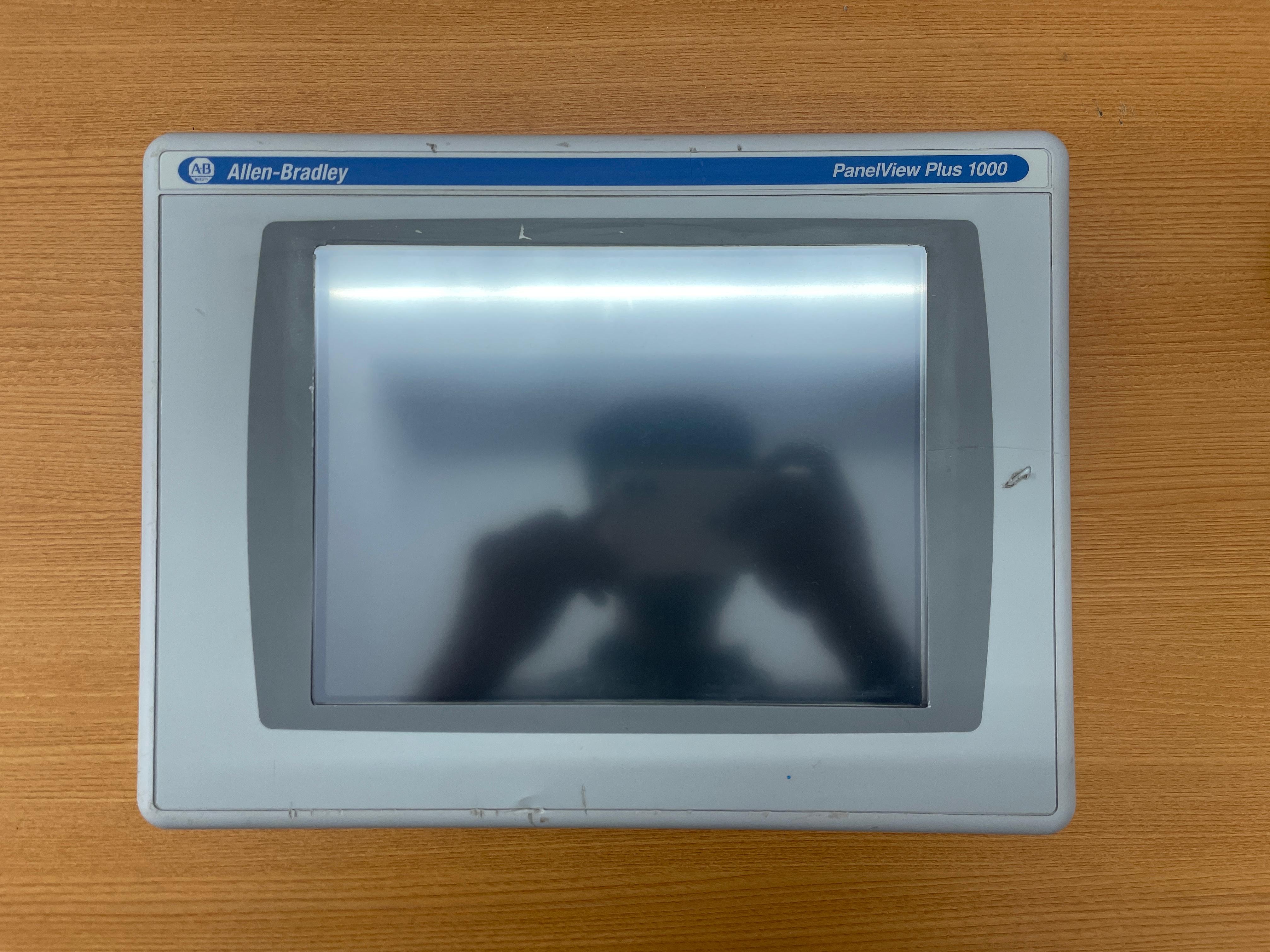  Allen-Bradley PANELVIEW PLUS 1000 2711PC-T10C4D1