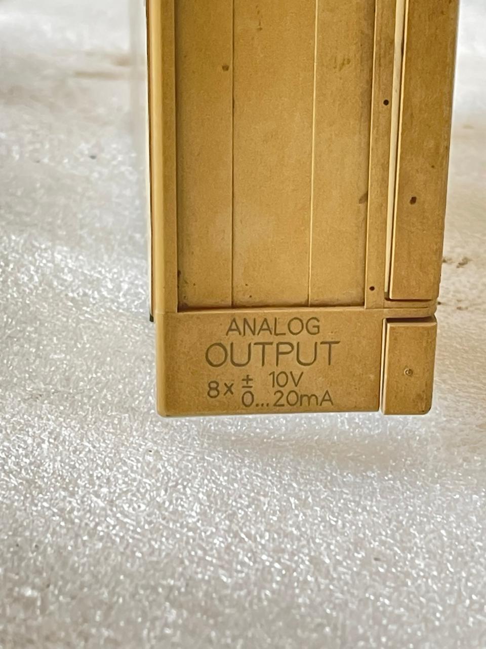 Siemens SIMATIC S5 6ES5-470-7LA12 ANALOG OUTPUT Module