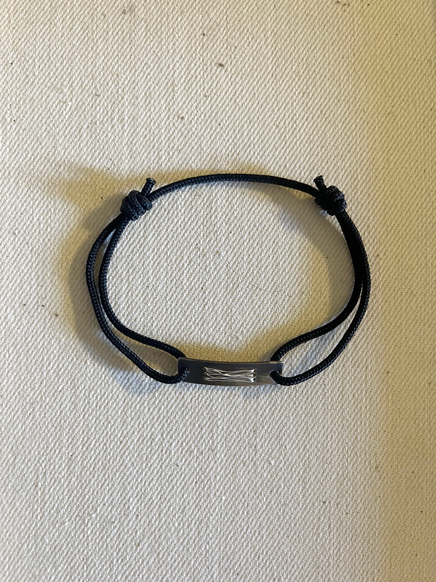 L'ENTRELACé - Bracelet plaque et fil argent 925