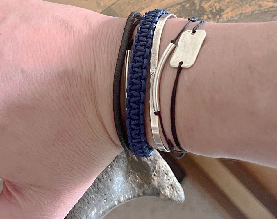 LE MINIMAx    - Bracelet en paracorde