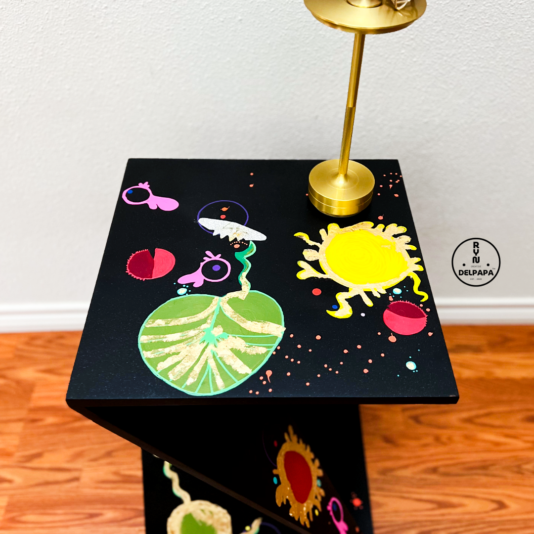 Venus Trap Table