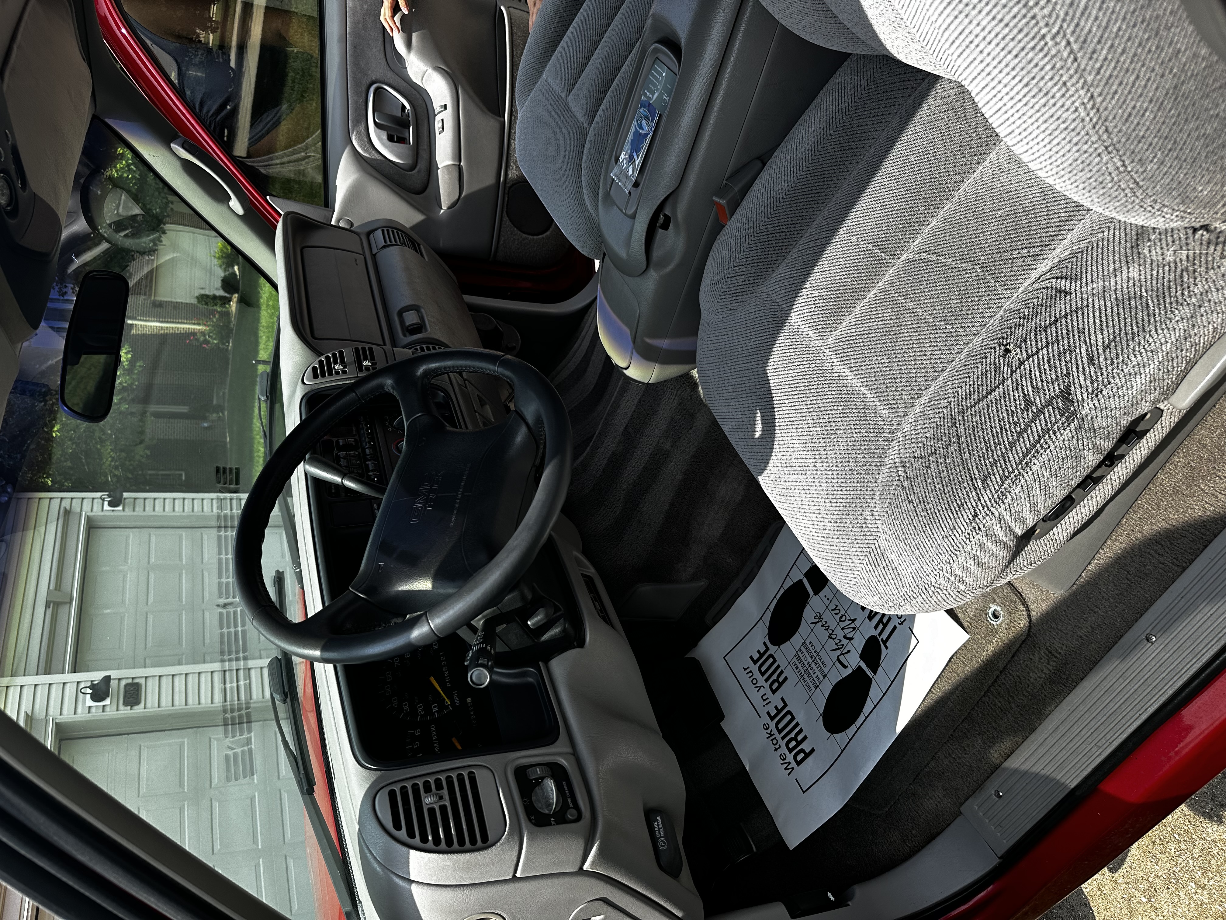 Premium In & Out Detail - Large (Trucks, Vans, & 3 Row Vehicles)