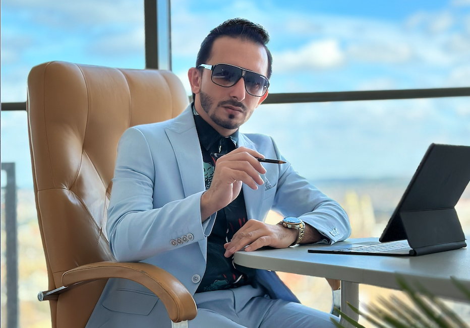 Amazon course URDU and Hindi