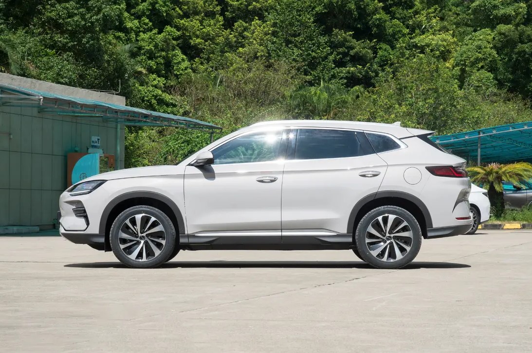 BYD SONG PLUS EV Glory Edition 605KM Flagship Plus