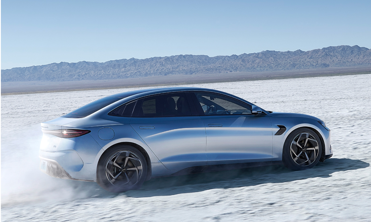 BYD seal 2024 650KM 4WD