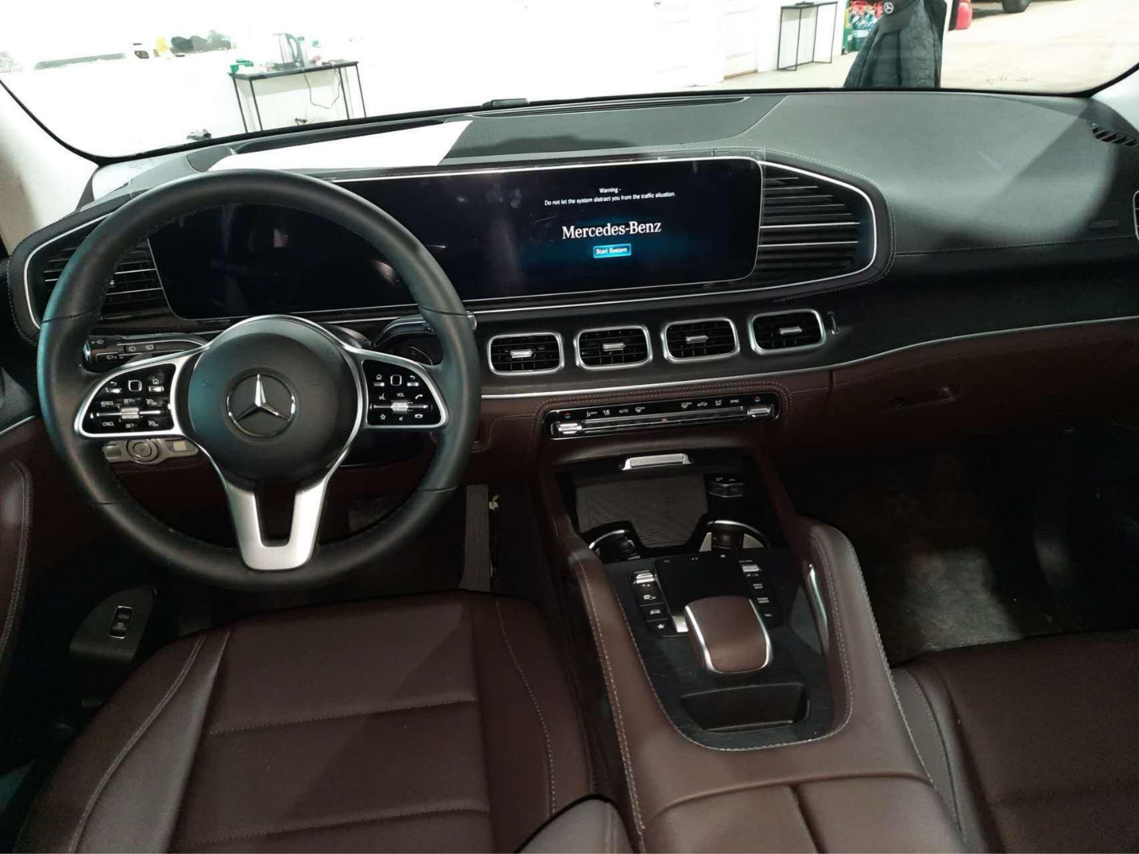 Mercedes-Benz GLE450 Build sheet/Black on Brown