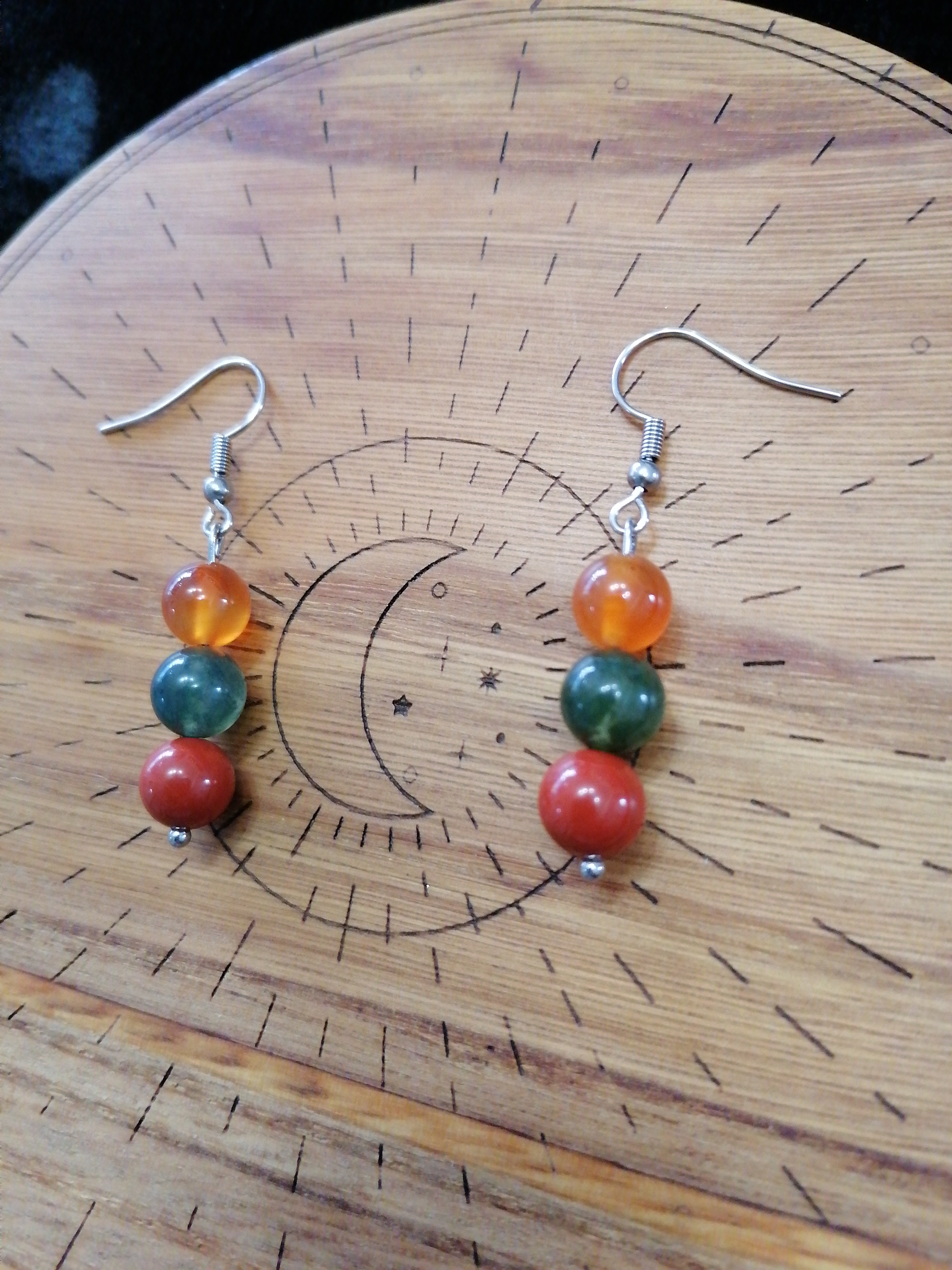 Boucles d'oreilles "énergie et positivité" en cornaline, agate mousse et jaspe rouge 