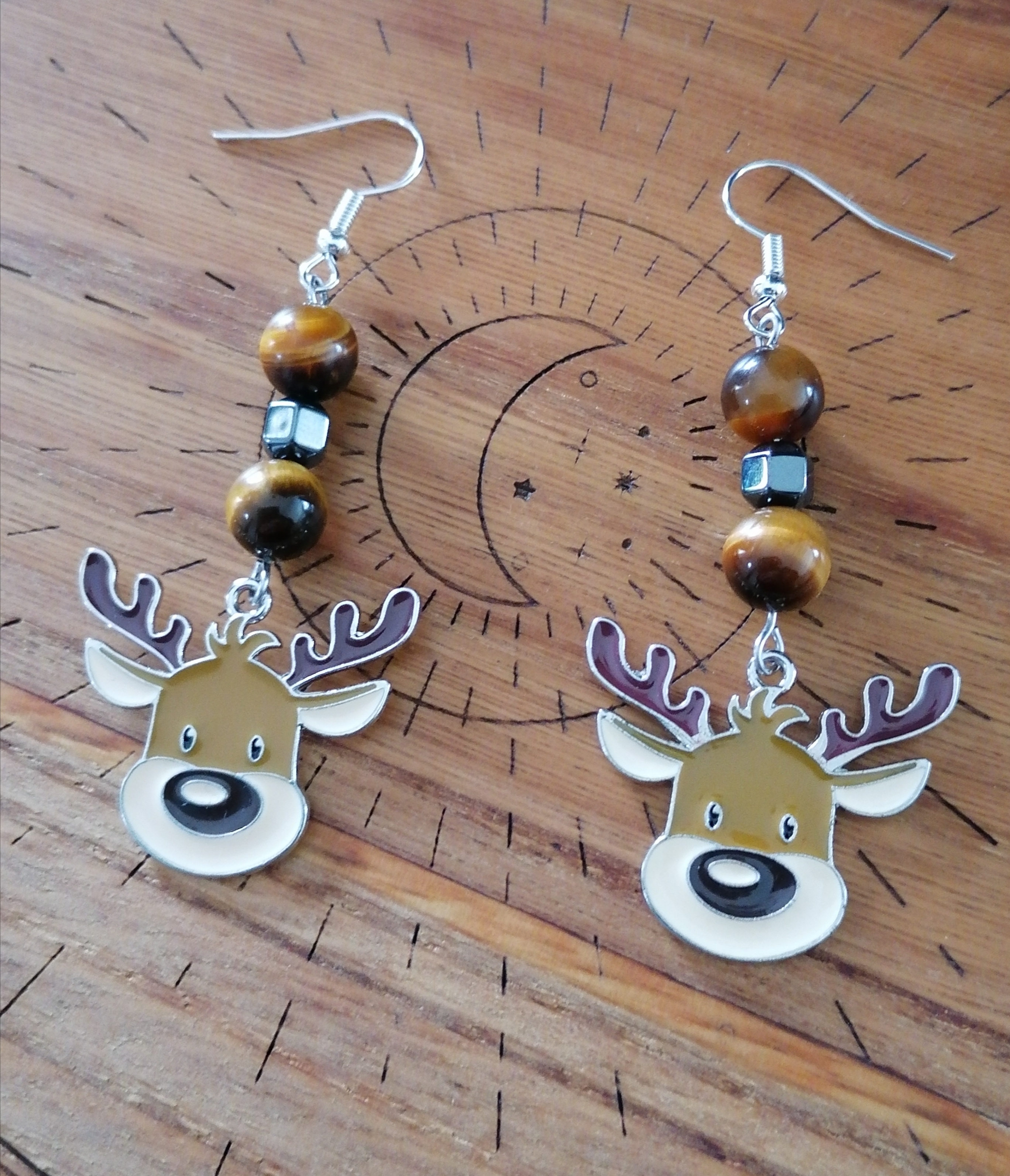 Boucles d'oreilles "caribou" en œil de tigre et hématite 