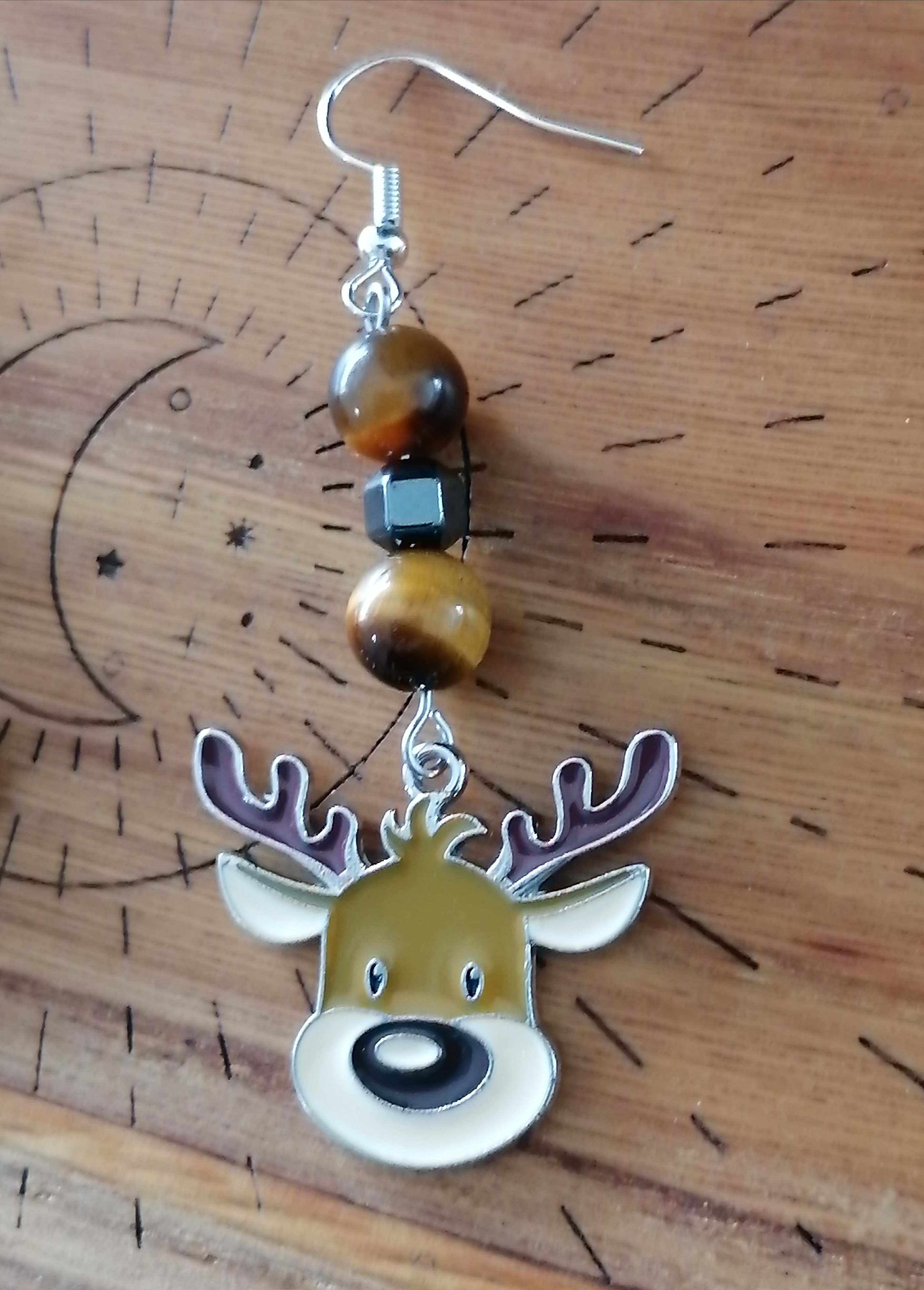 Boucles d'oreilles "caribou" en œil de tigre et hématite 