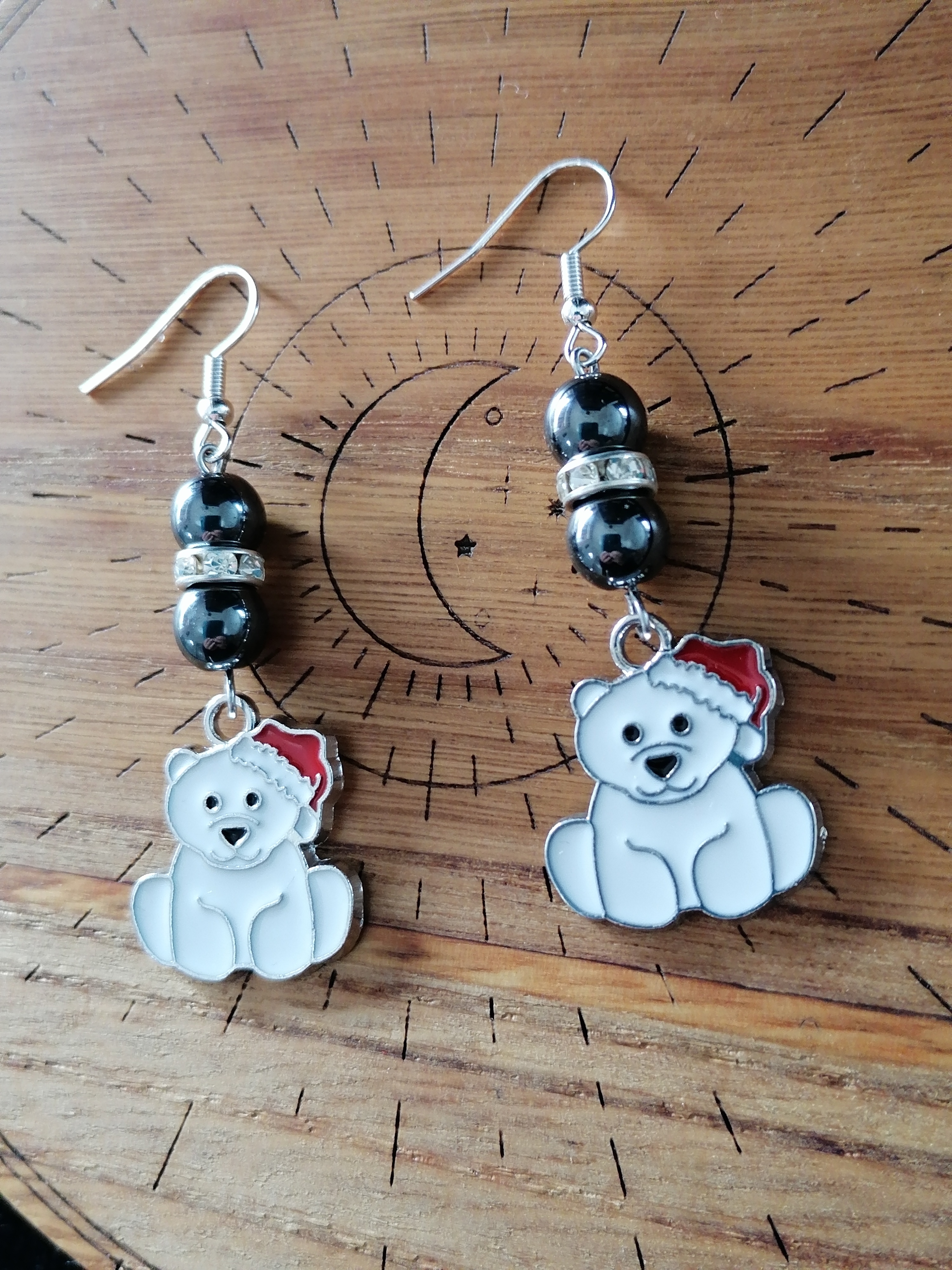 Boucles d'oreilles "ours polaire" en hématite 
