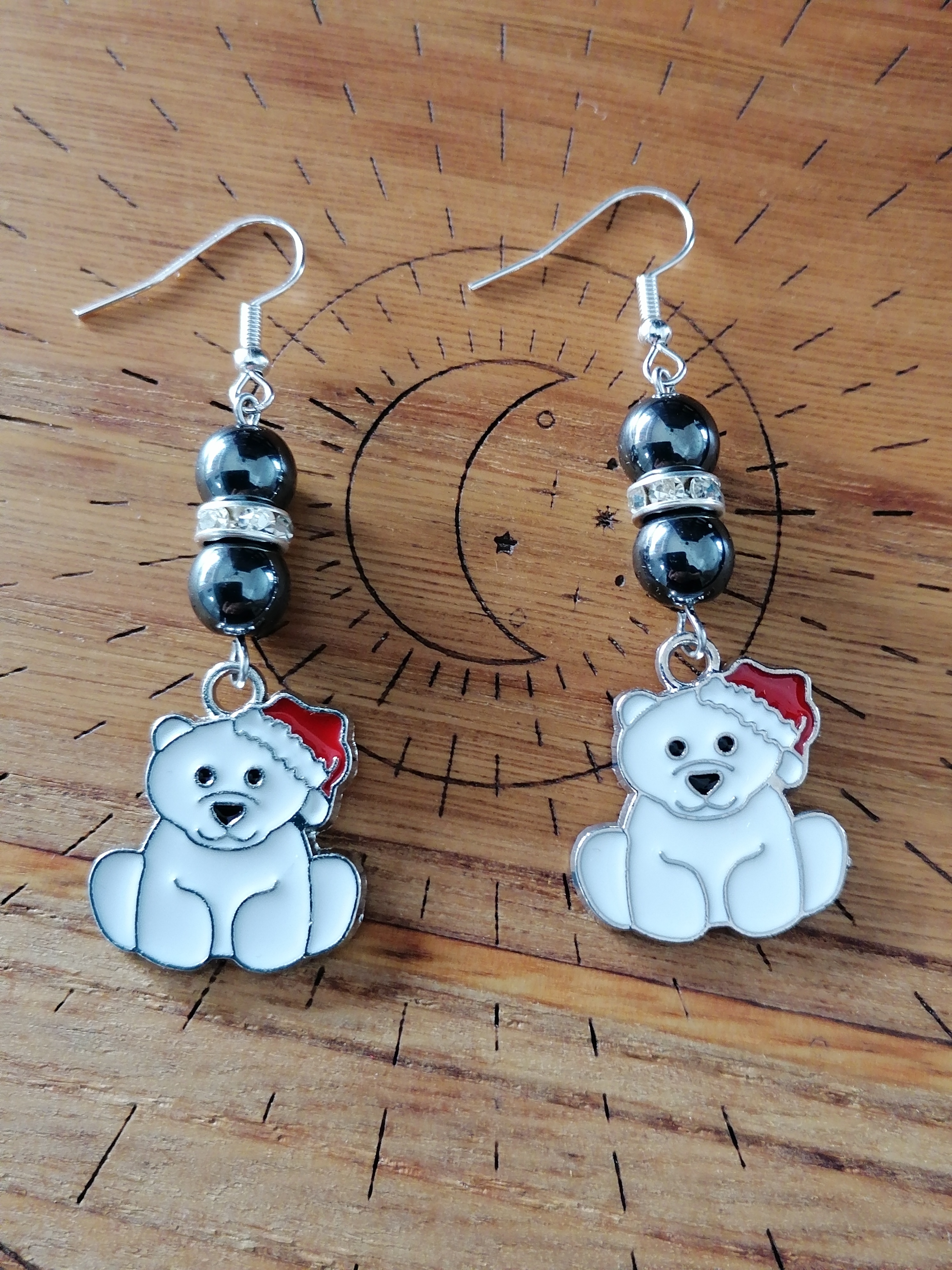Boucles d'oreilles "ours polaire" en hématite 