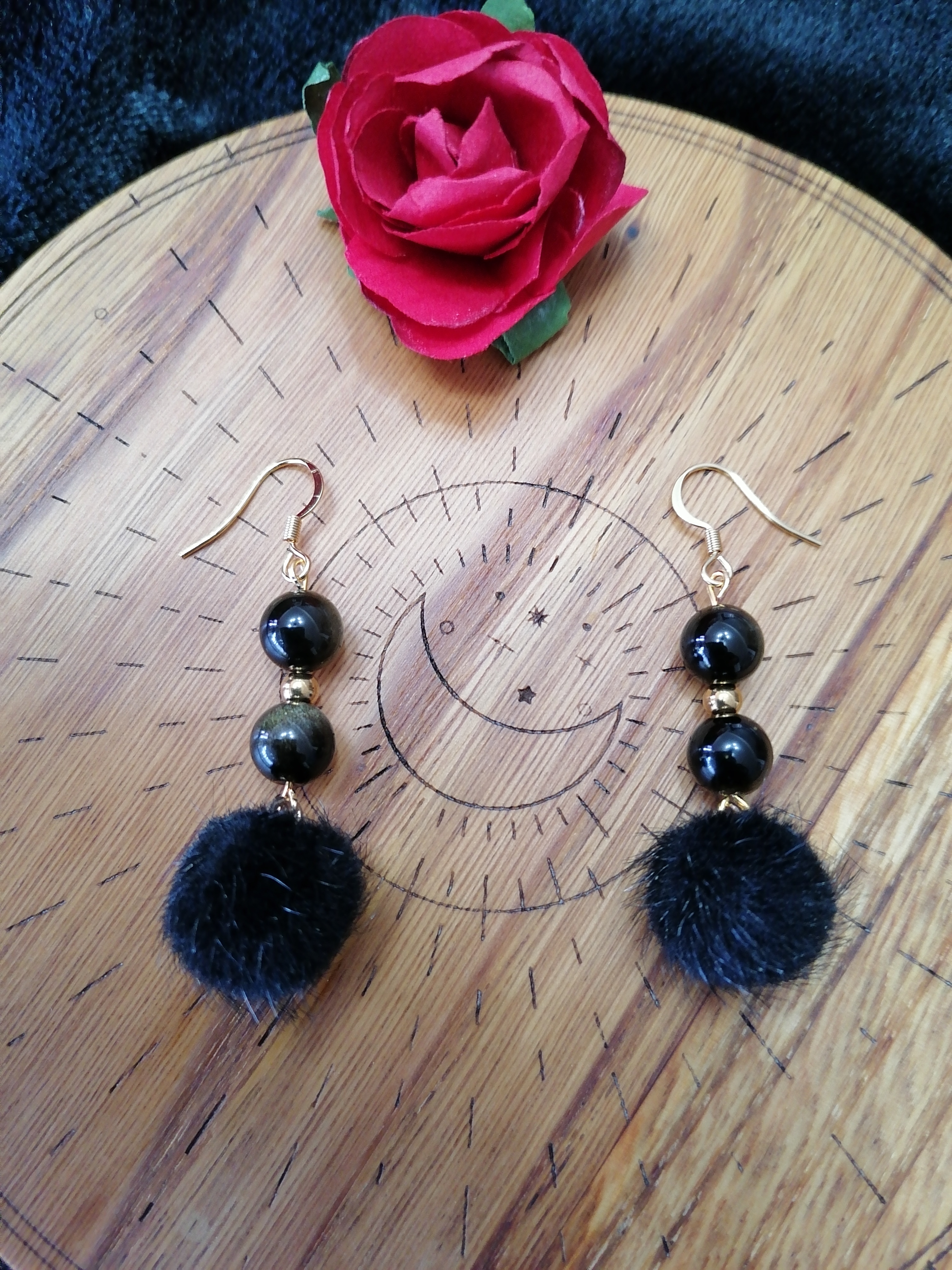 Boucles d'oreilles "c'est le pompon" en obsidienne dorée 