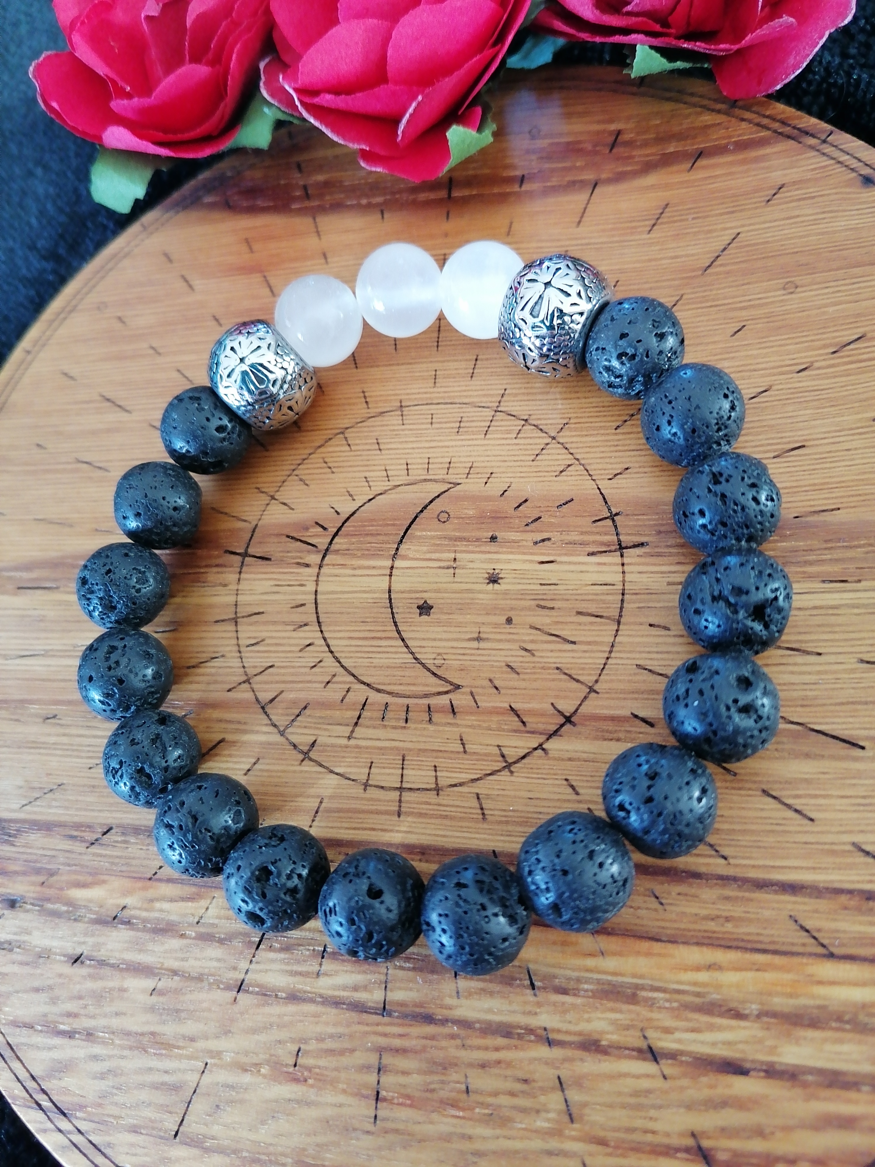 Bracelet "courage et sérénité" en pierre de lave et sélénite