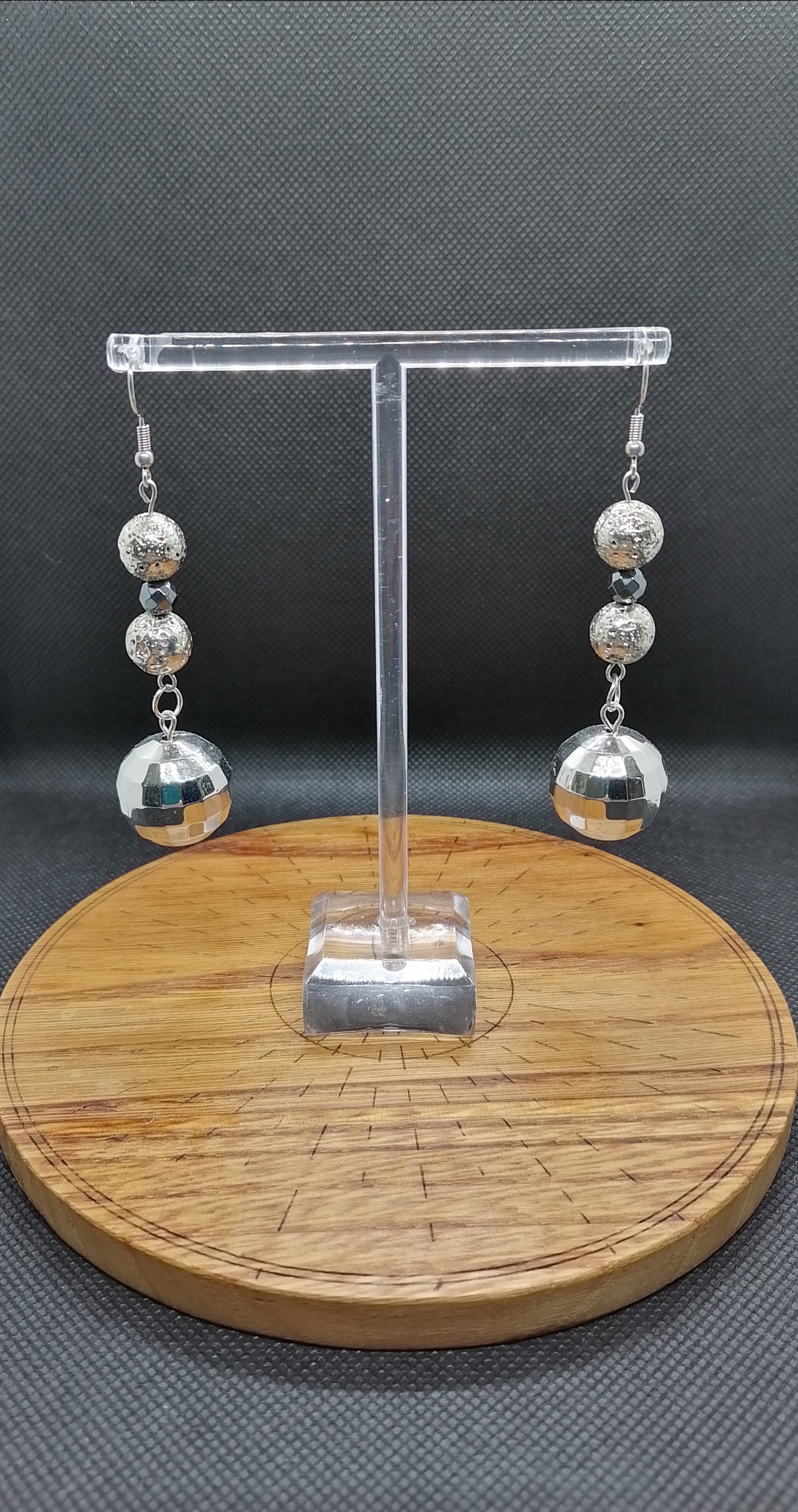 Boucles d'oreilles "disco" en hématite 