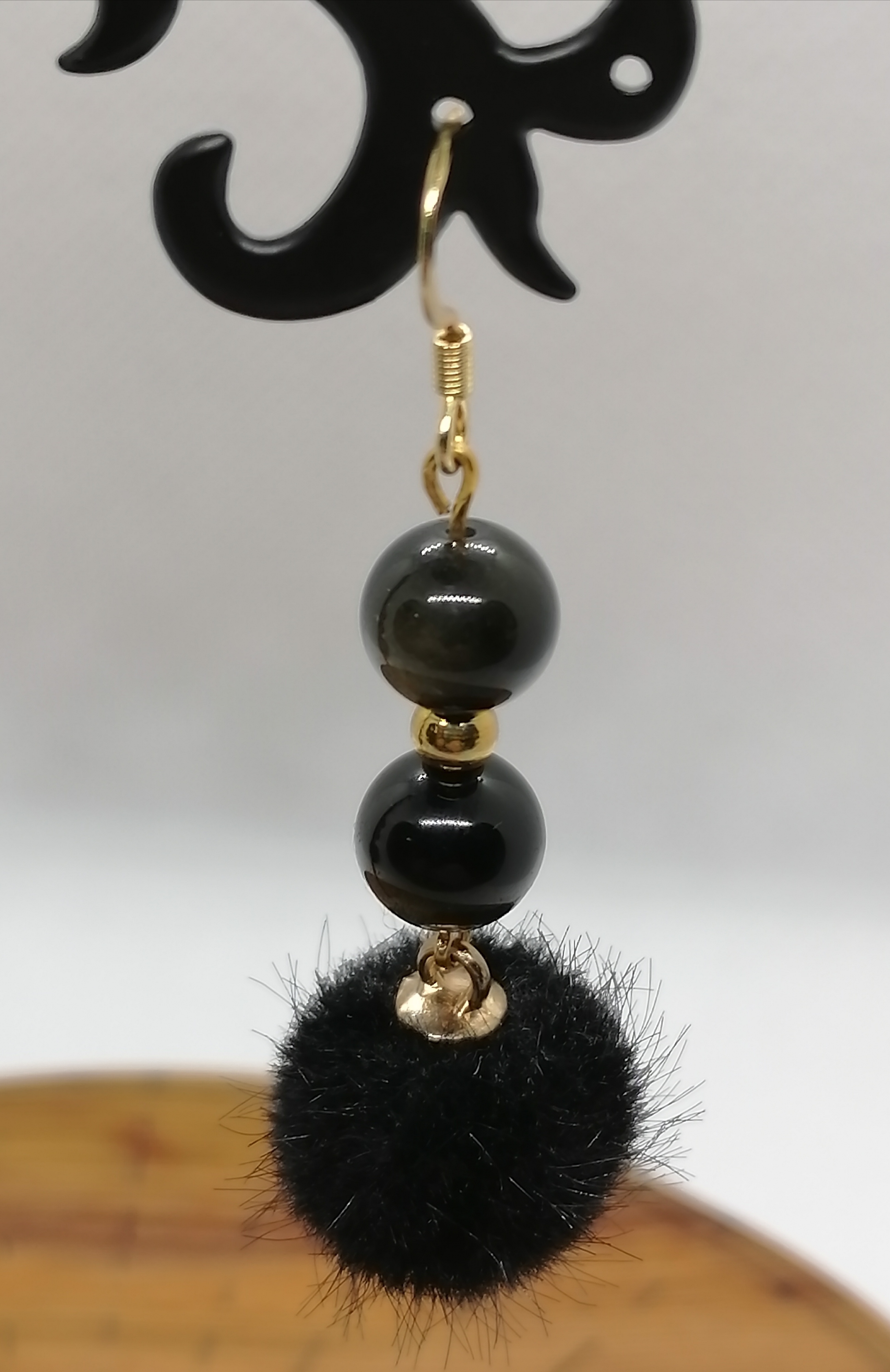 Boucles d'oreilles "c'est le pompon" en obsidienne dorée 
