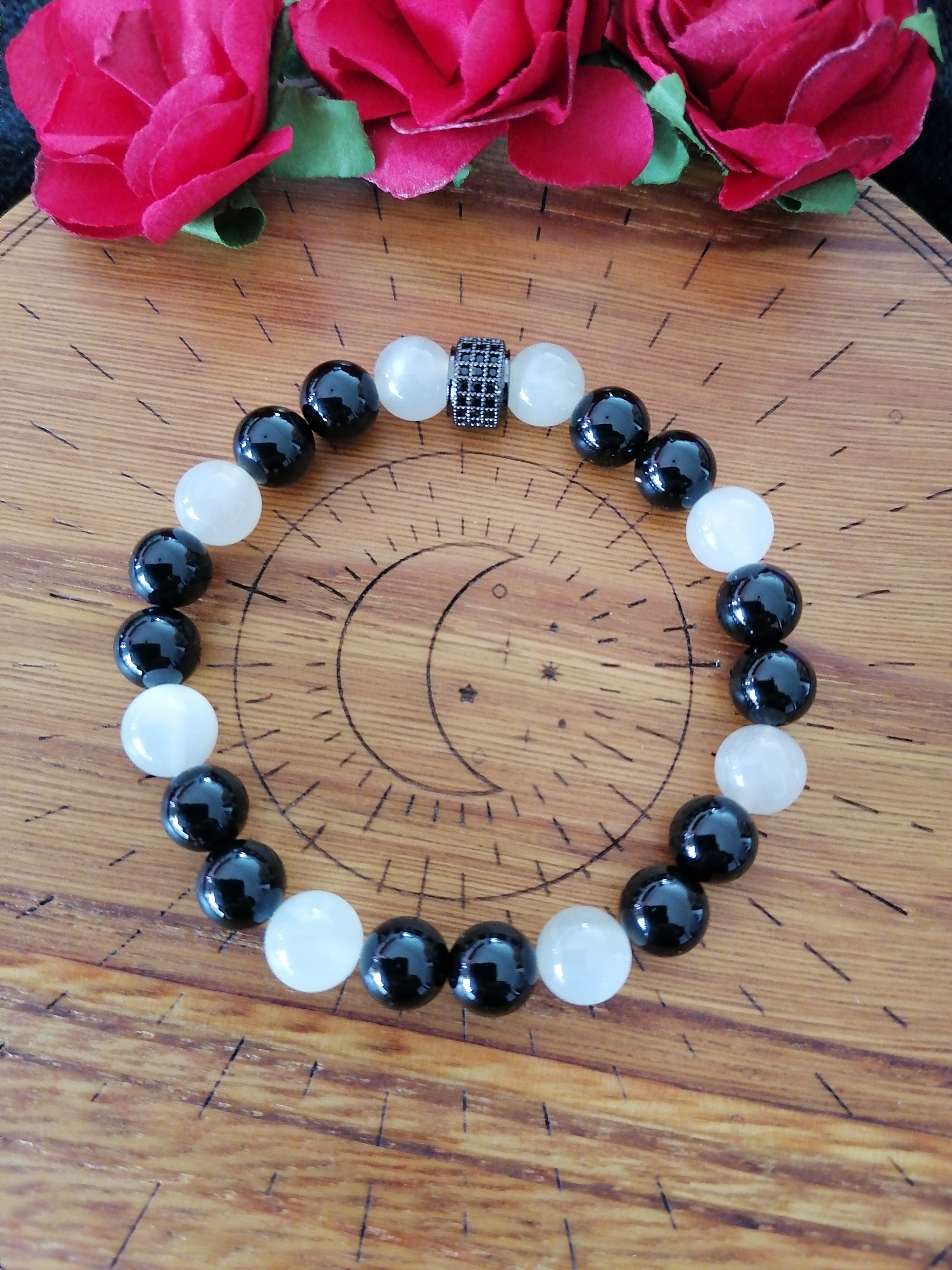 Bracelet "protection et force" en onyx et pierres de lune