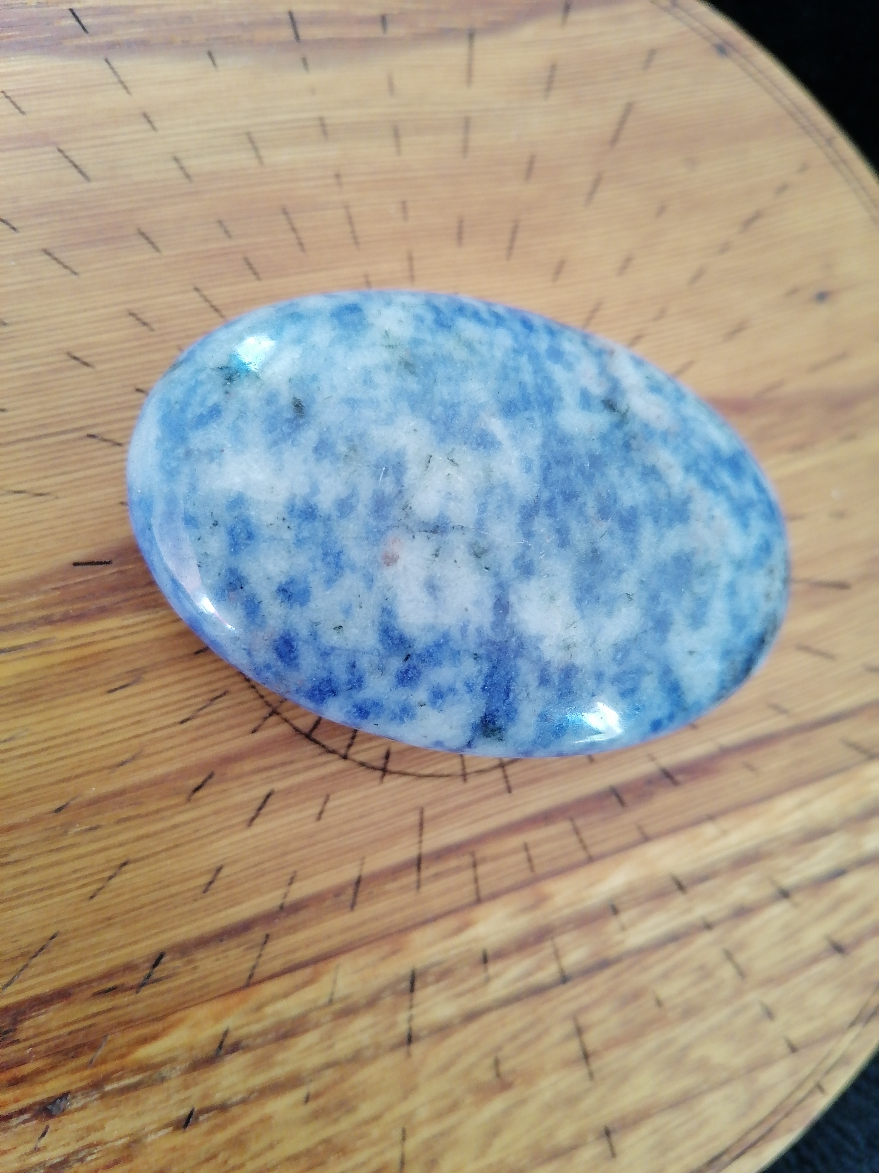 Galet roulé de sodalite XL
