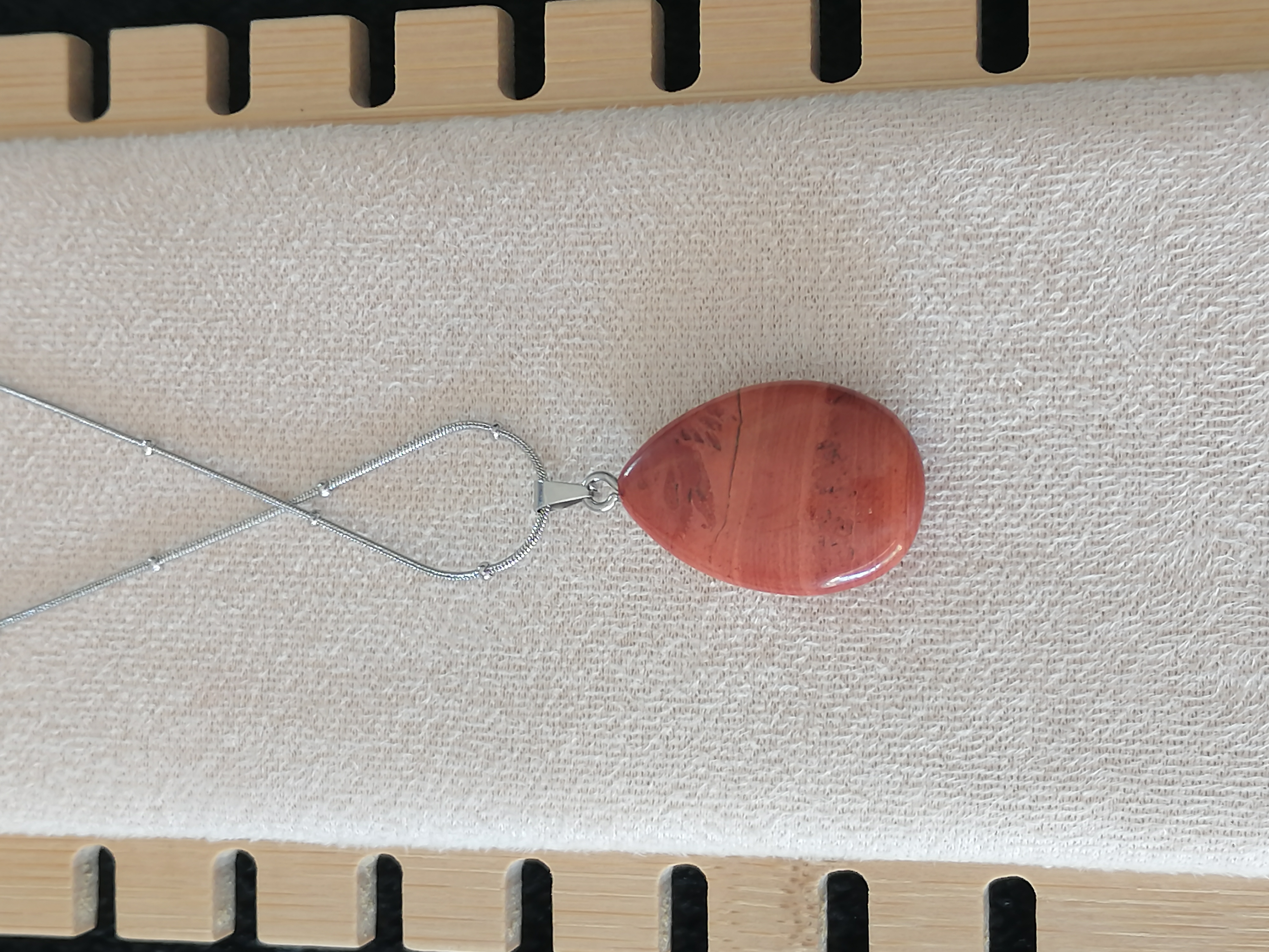 Collier "protection" en jaspe rouge