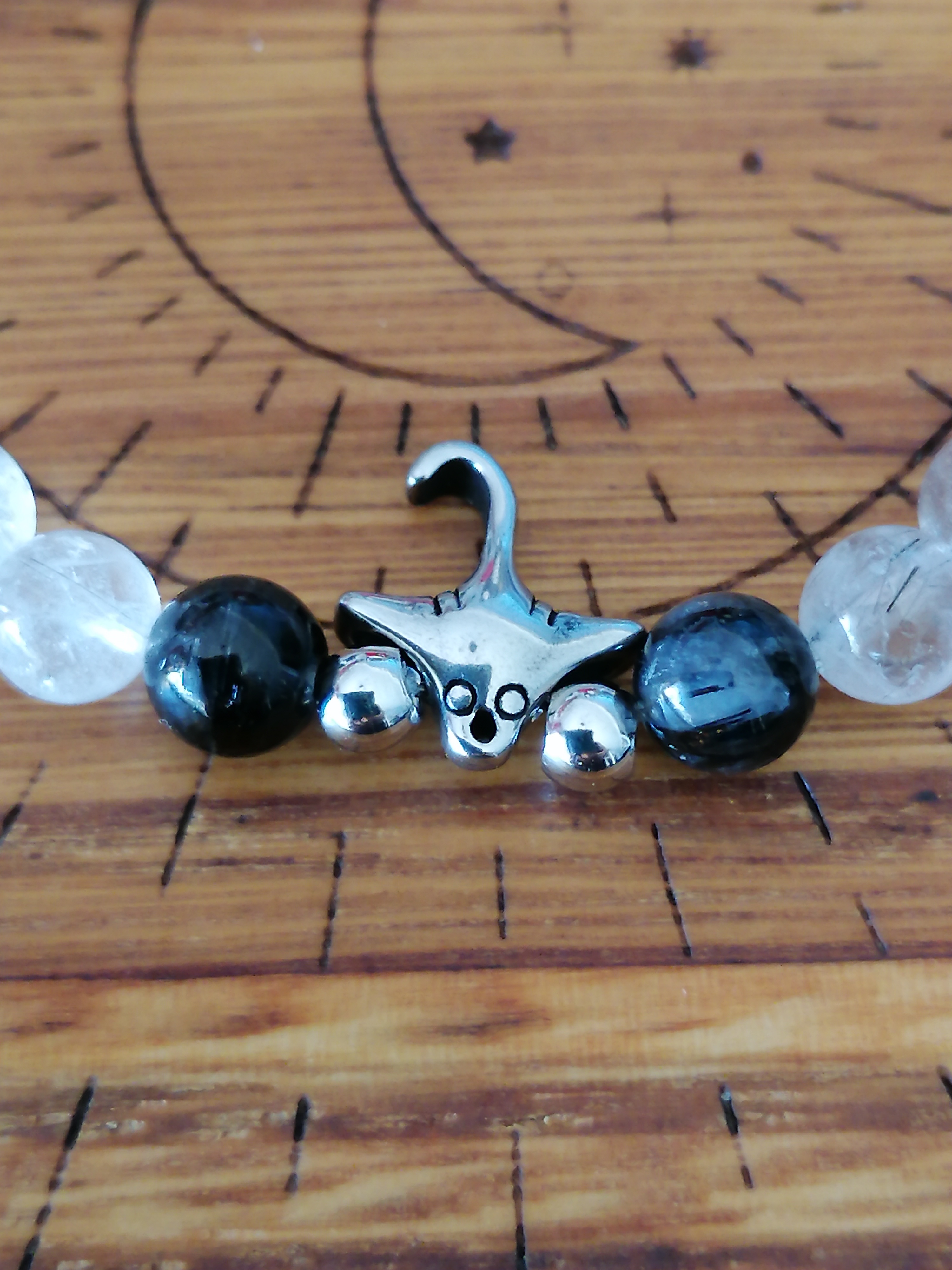 Bracelet "raie manta" en quartz tourmaline