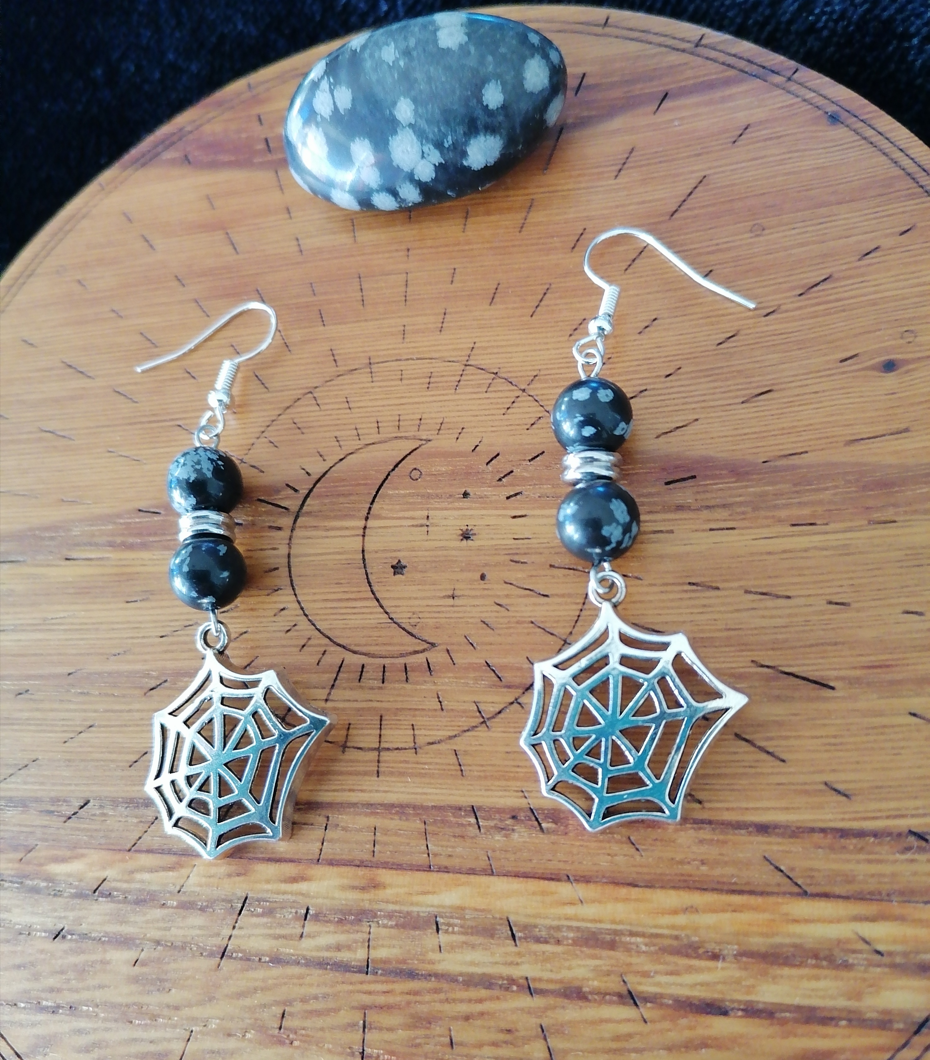Boucles d'oreilles "toile d'araignée" en obsidienne neige