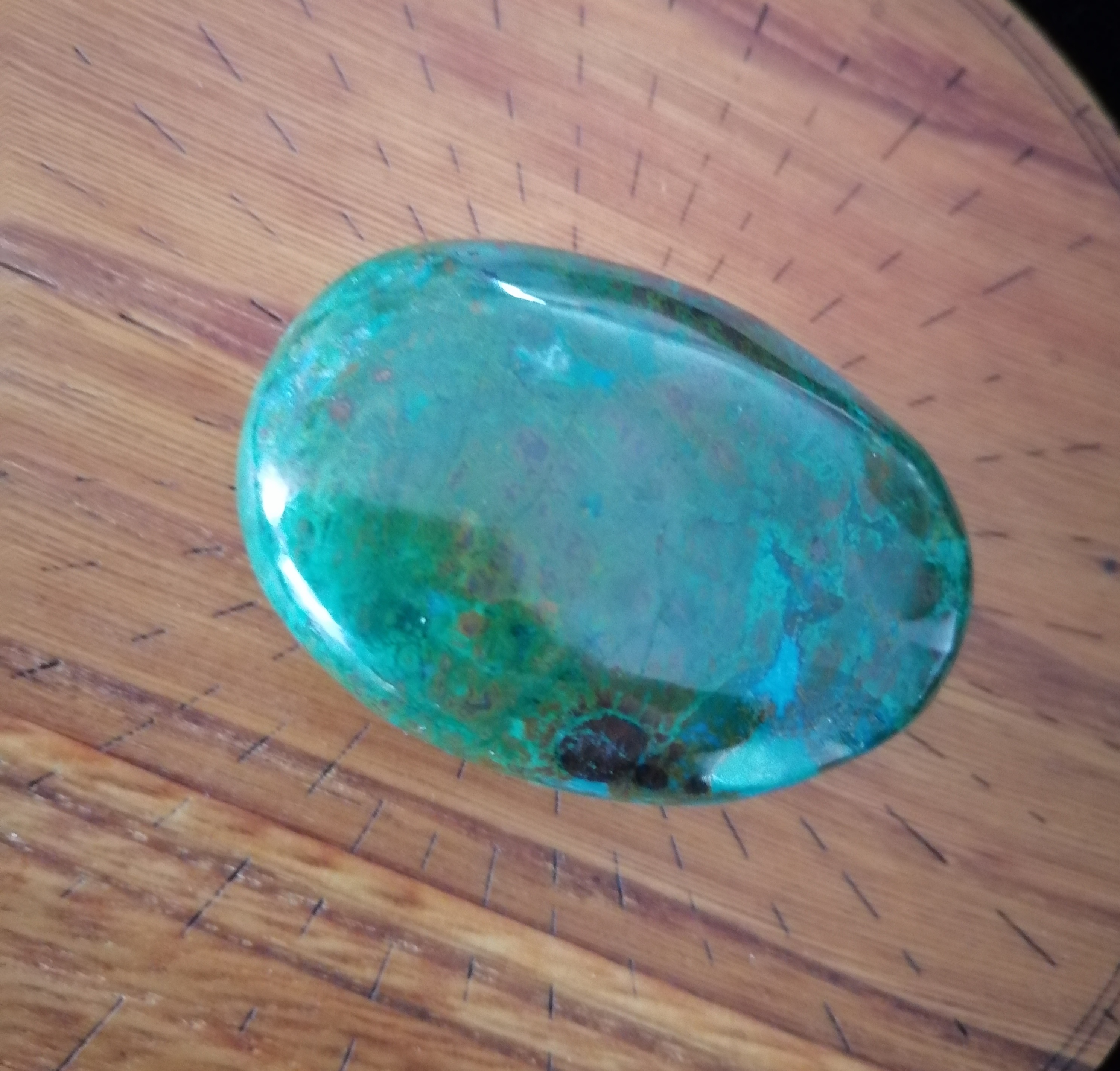 Galet de chrysocolle du Pérou