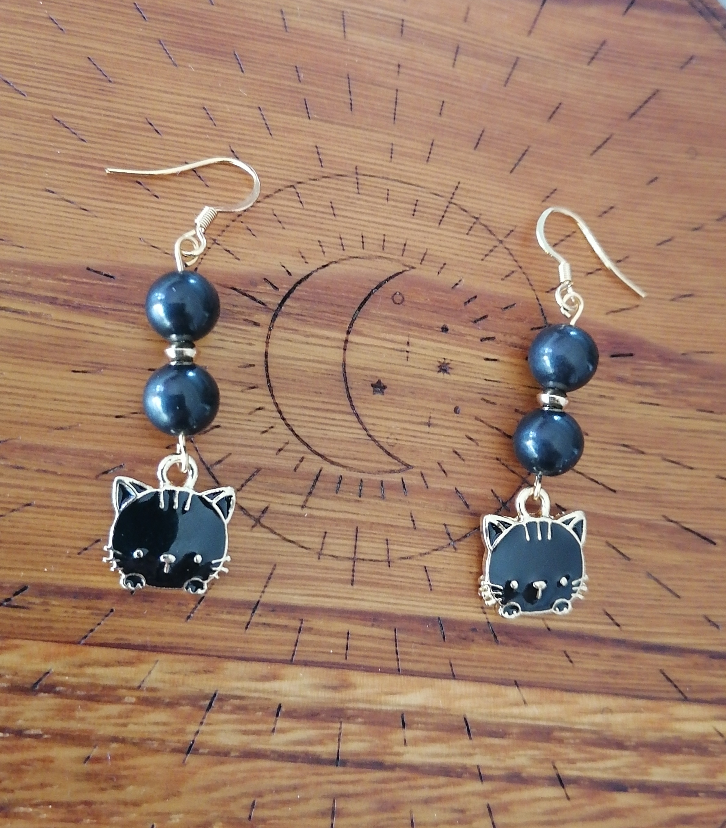 Boucles d'oreilles "chat" en shungite 
