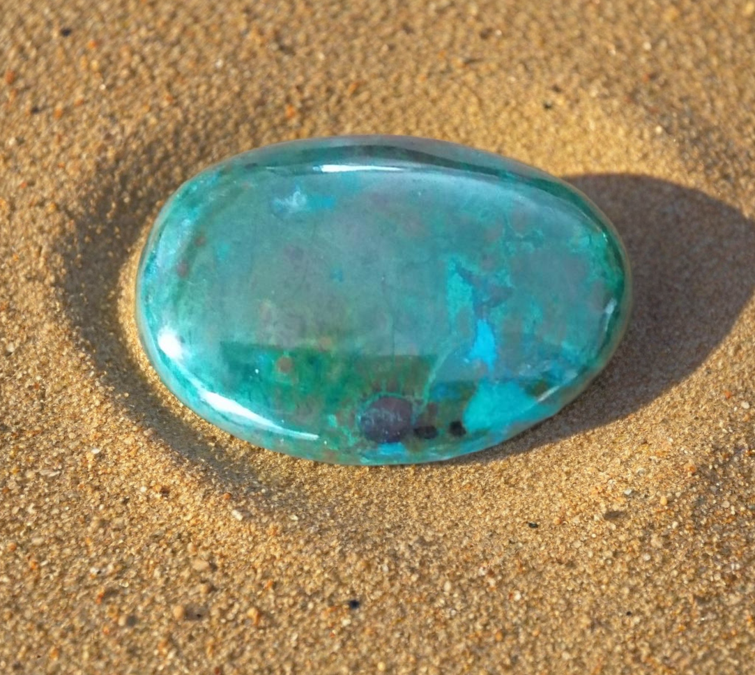 Galet de chrysocolle du Pérou