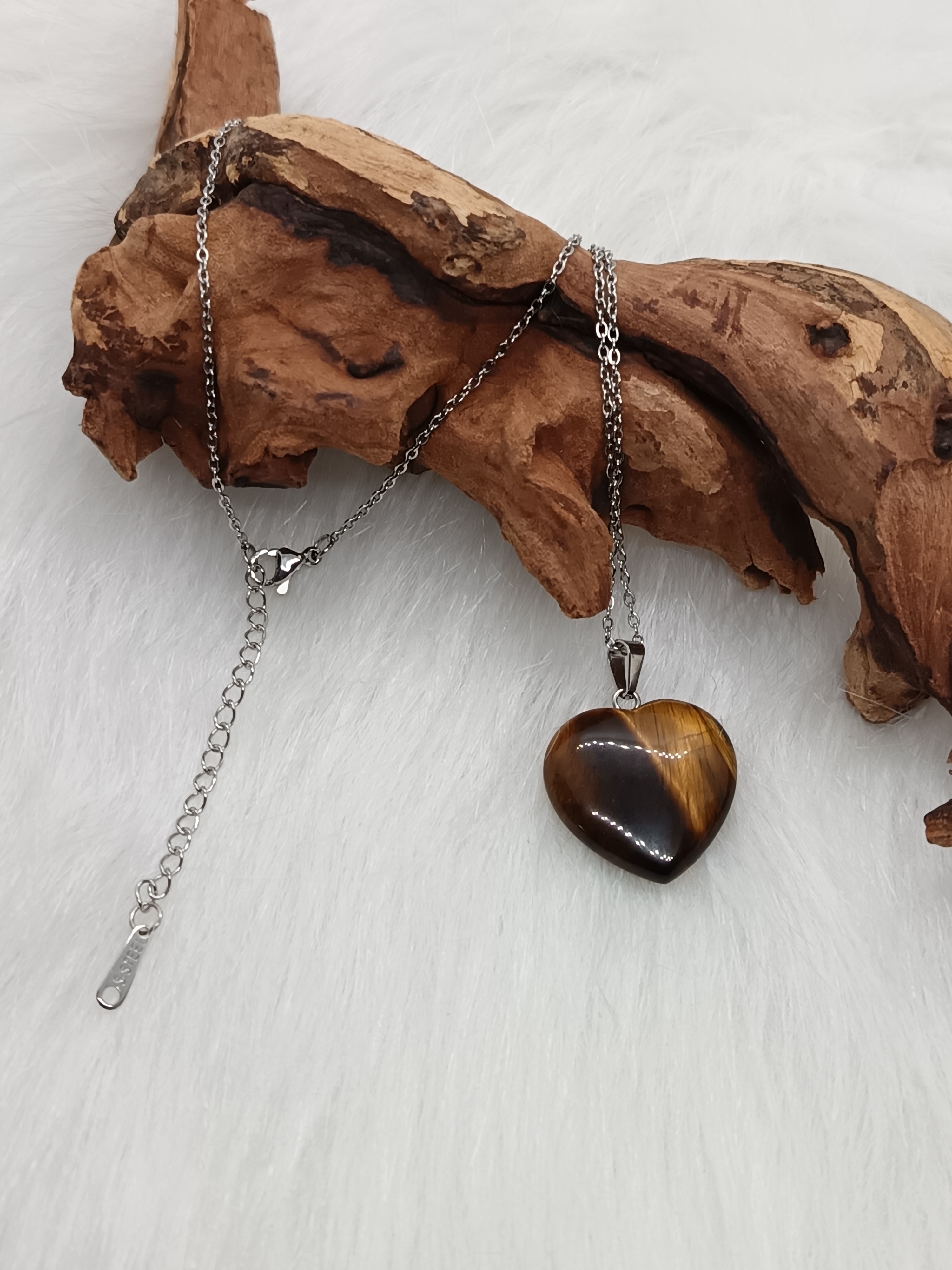 Collier "mon cœur" en œil de tigre 