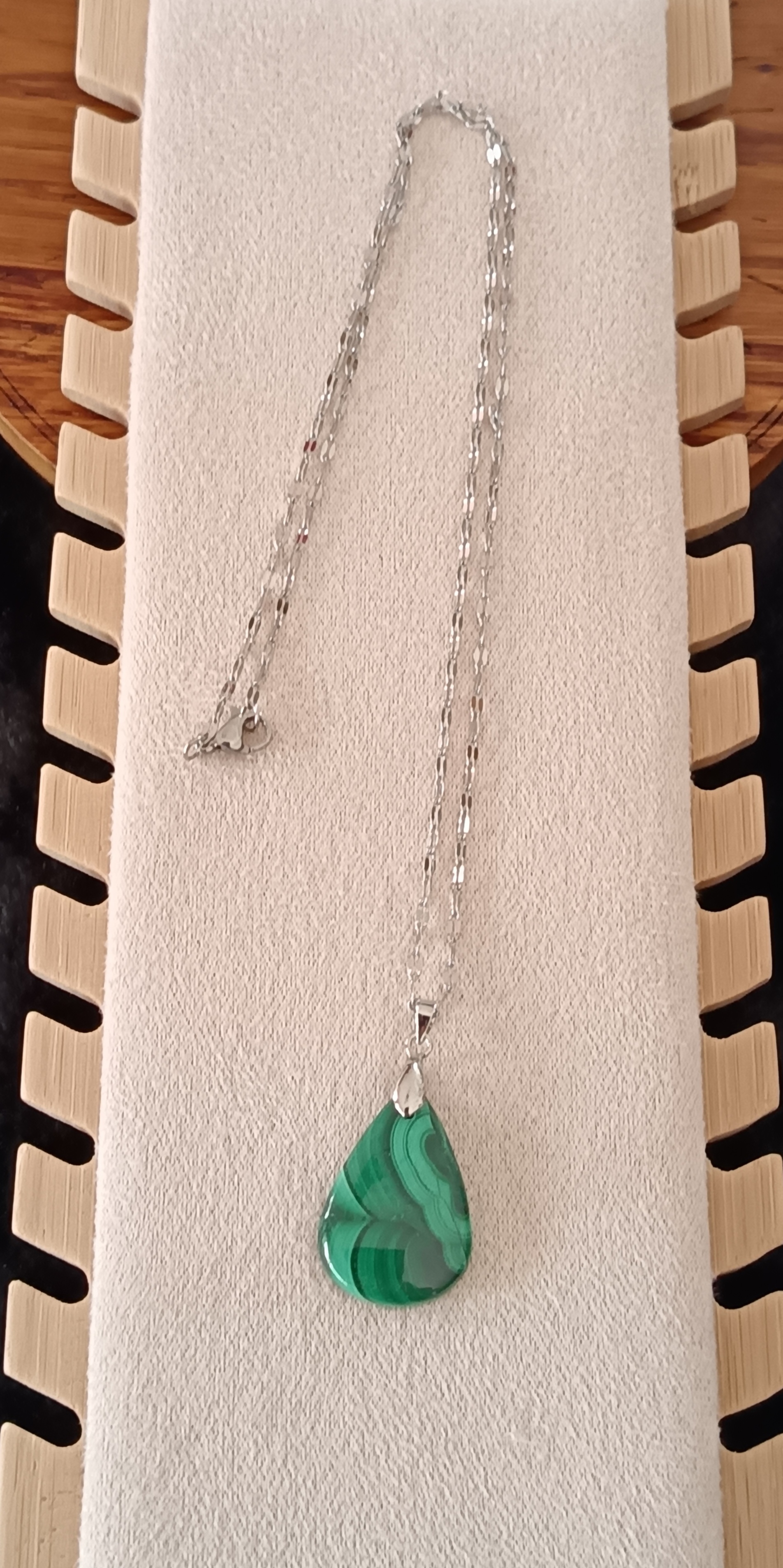 Collier "apaisant" en malachite