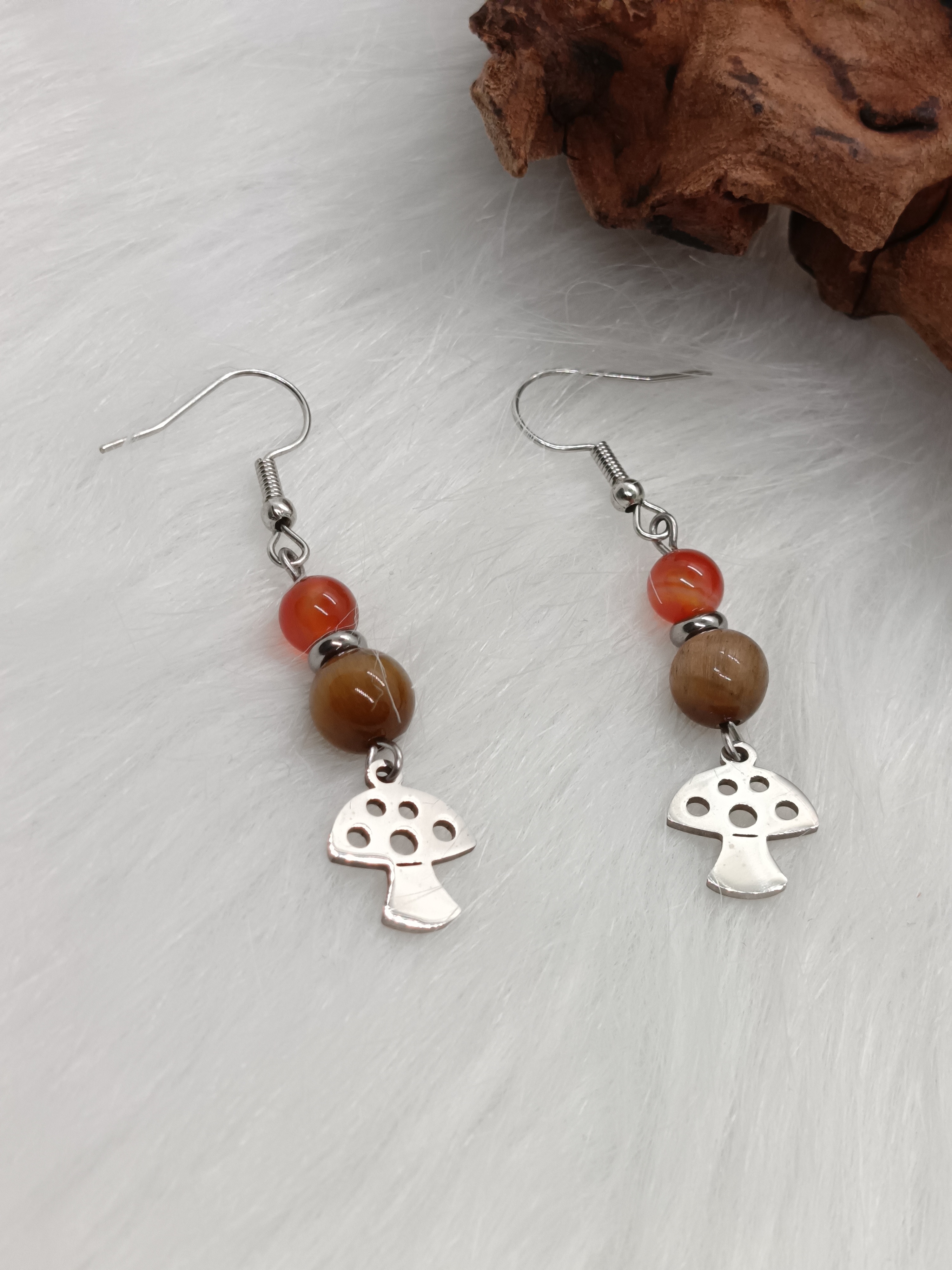 Boucles d'oreilles "champignon" en œil de tigre et cornaline