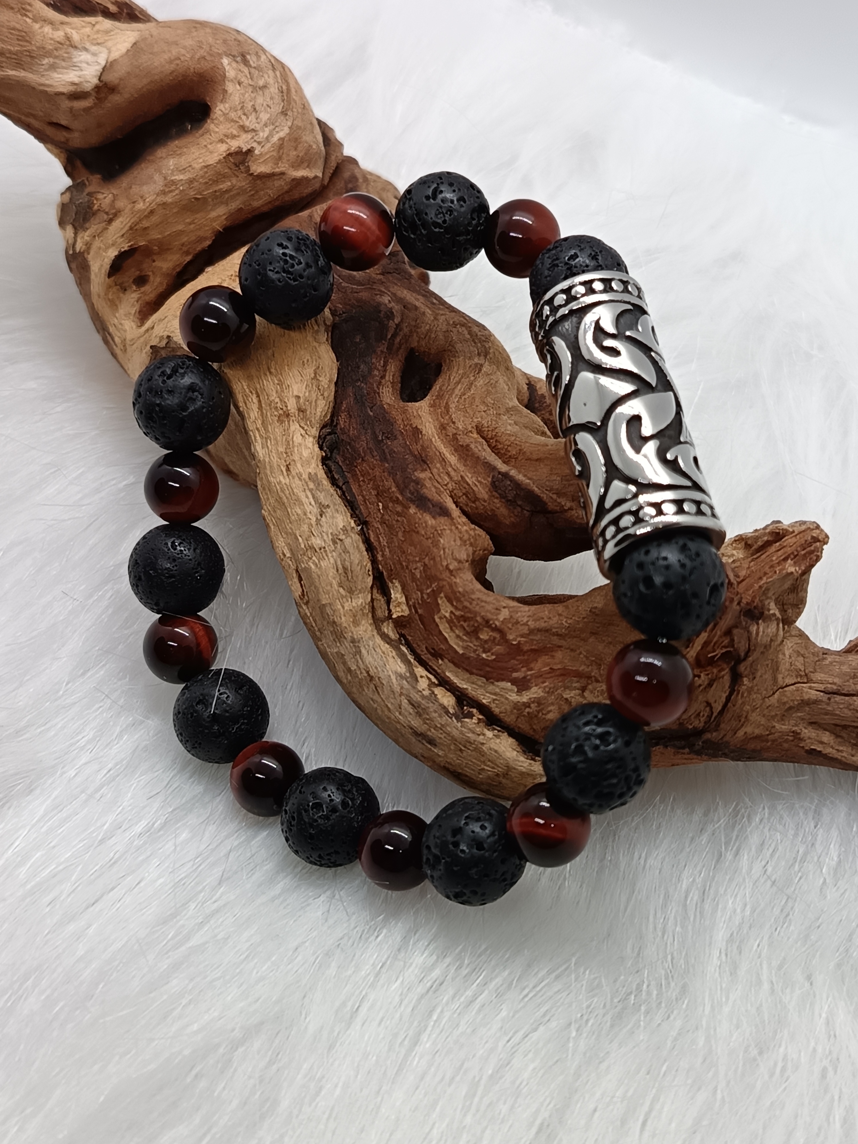 Bracelet "vitalité" en pierre de lave et œil de taureau