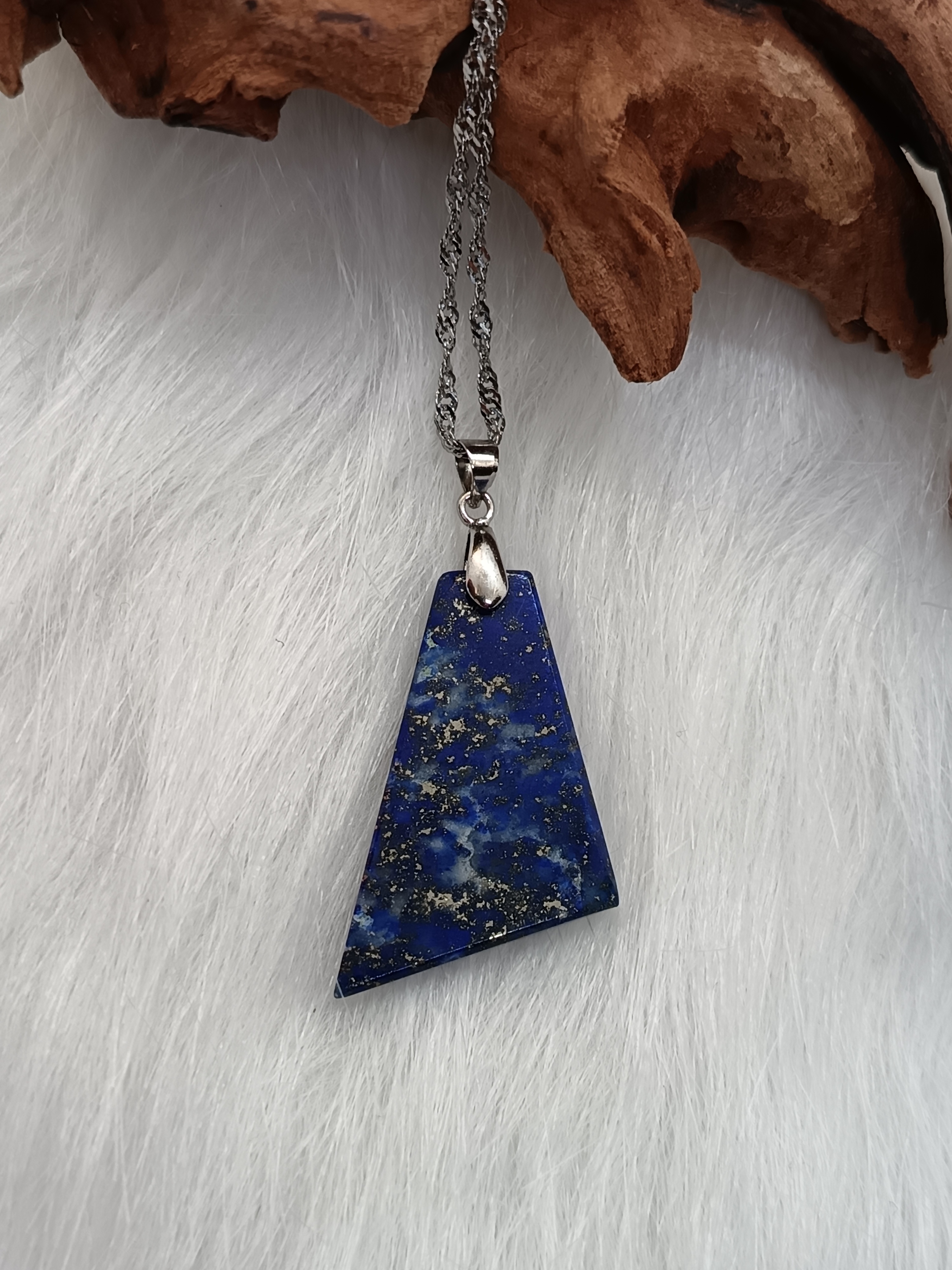 Collier "confiance en soi" en lapis lazuli