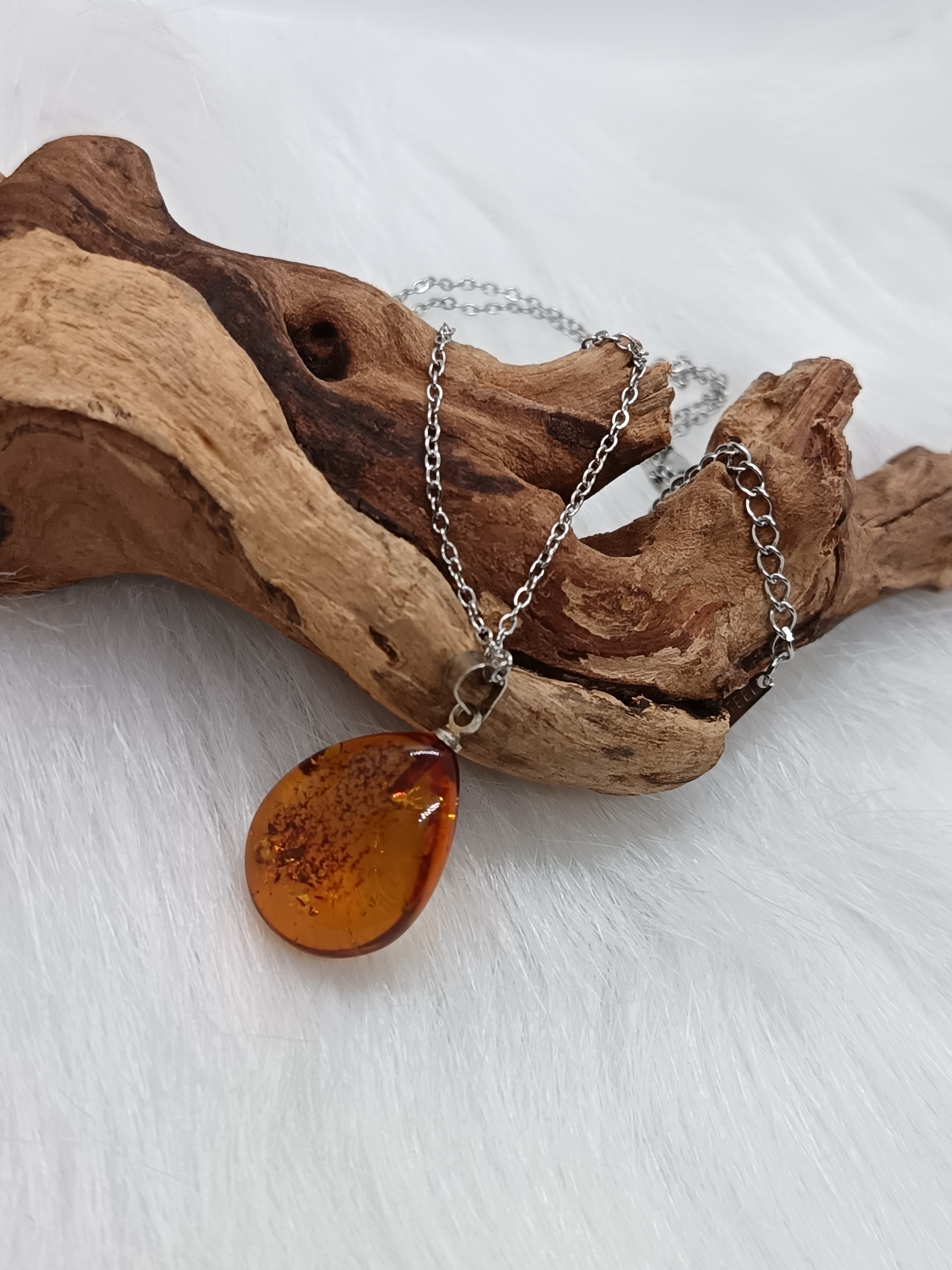 Collier "douce énergie" en ambre naturelle 