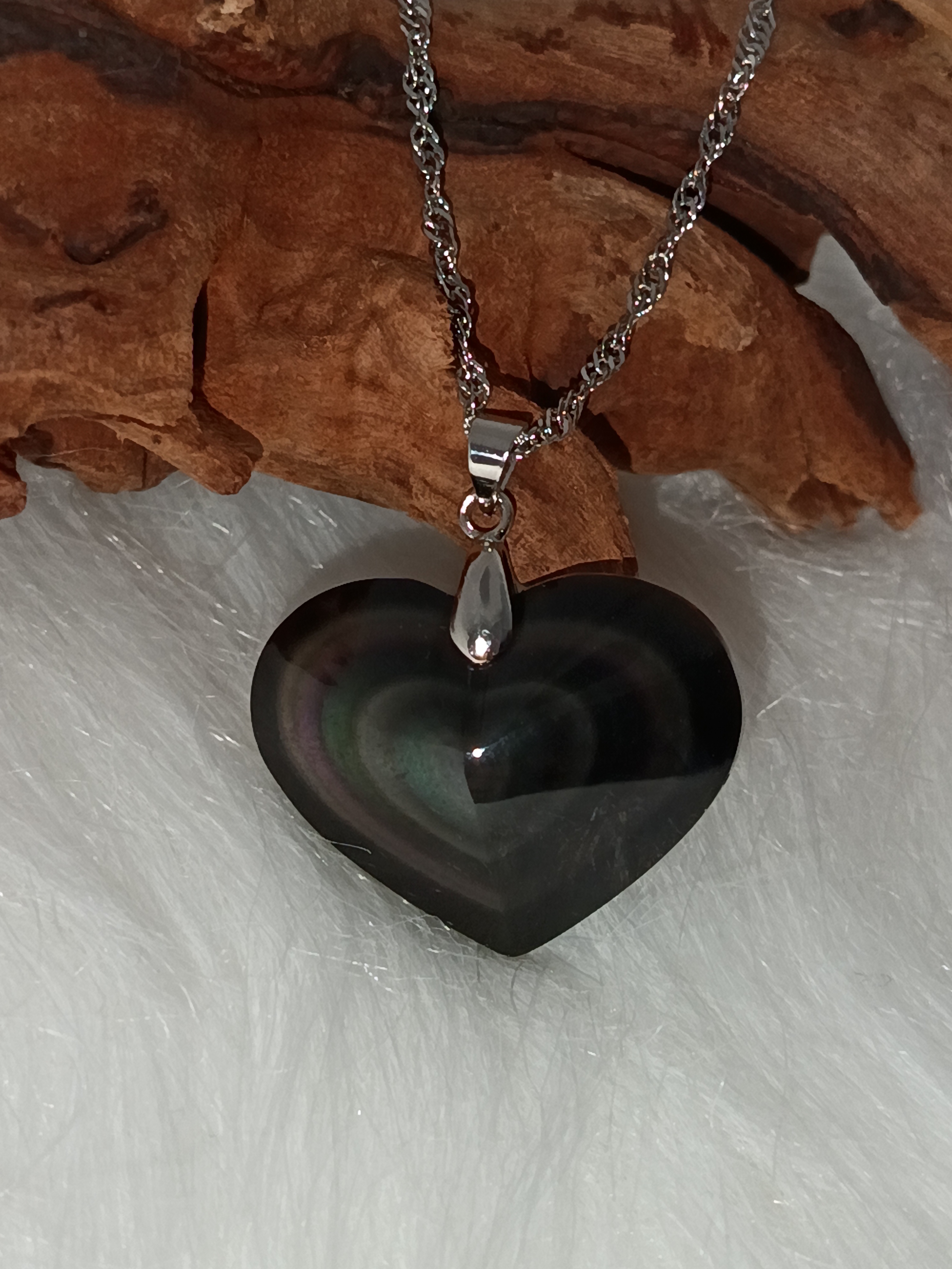 Collier "mon cœur" en obsidienne œil céleste 